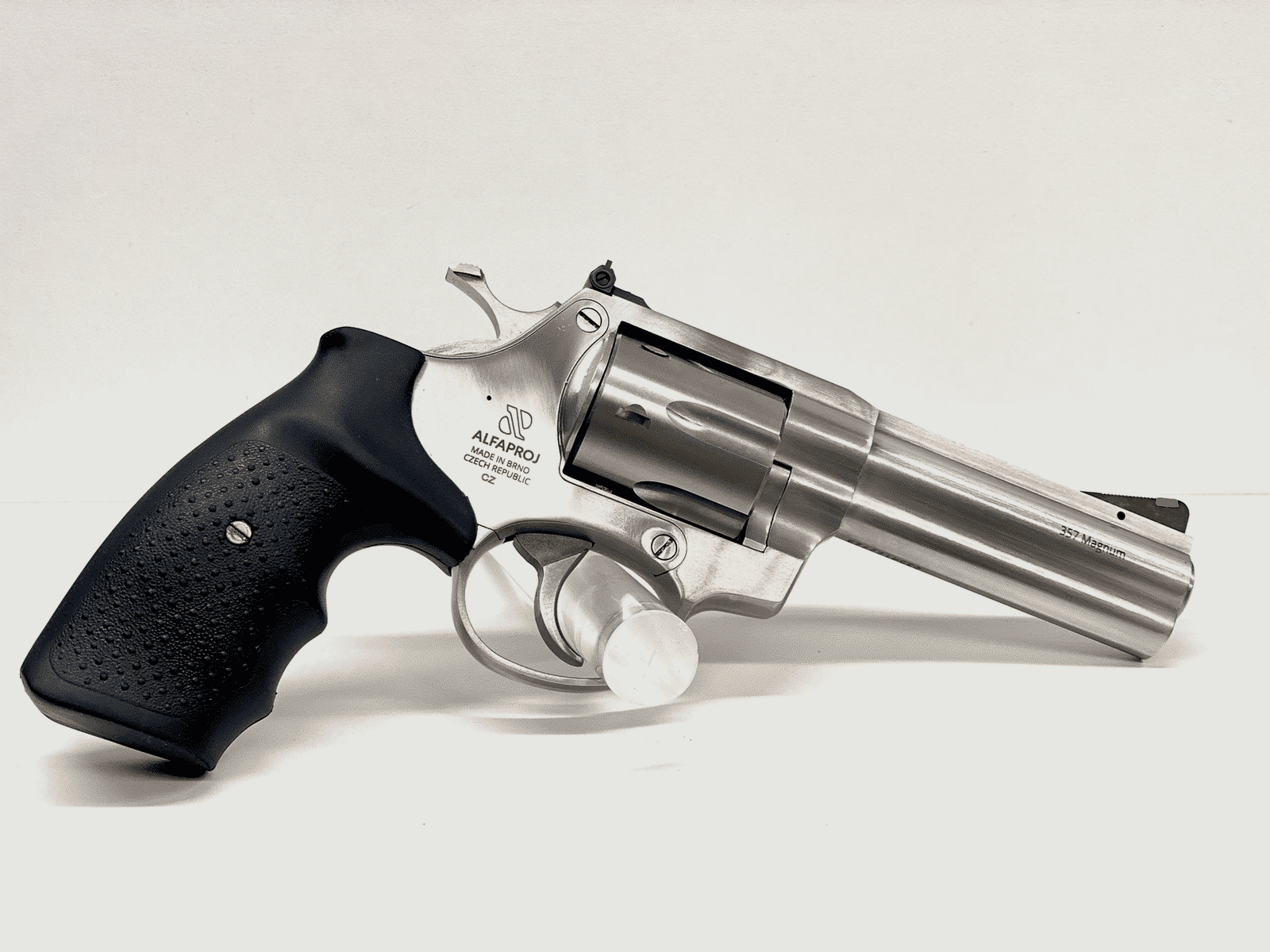 ALFA ProJ Steel inoxydable 3541 Revolver 4″ | .357 Mag.