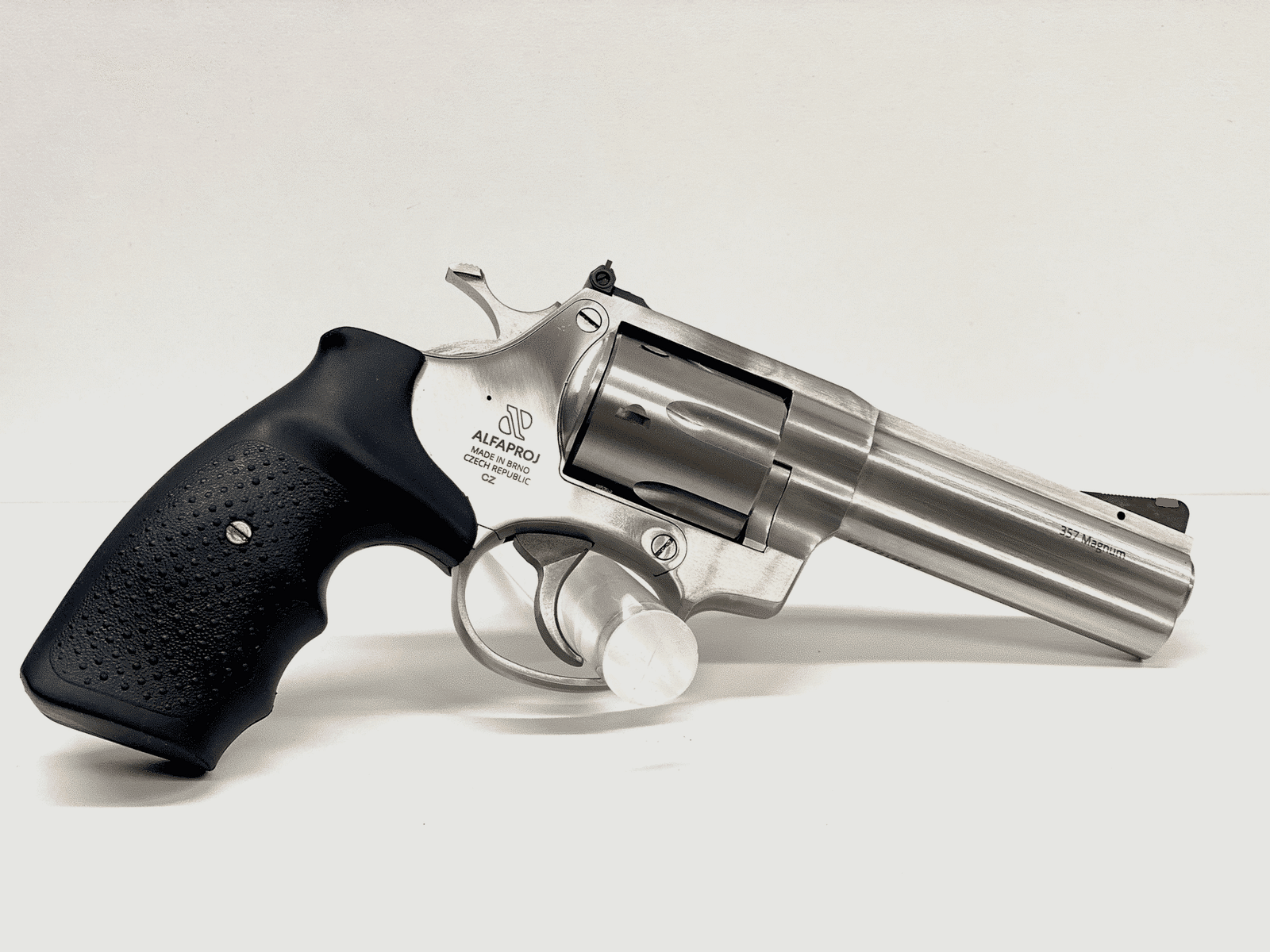 ALFA ProJ Steel stainless 3541 Revolver 4″ | .357 Mag.