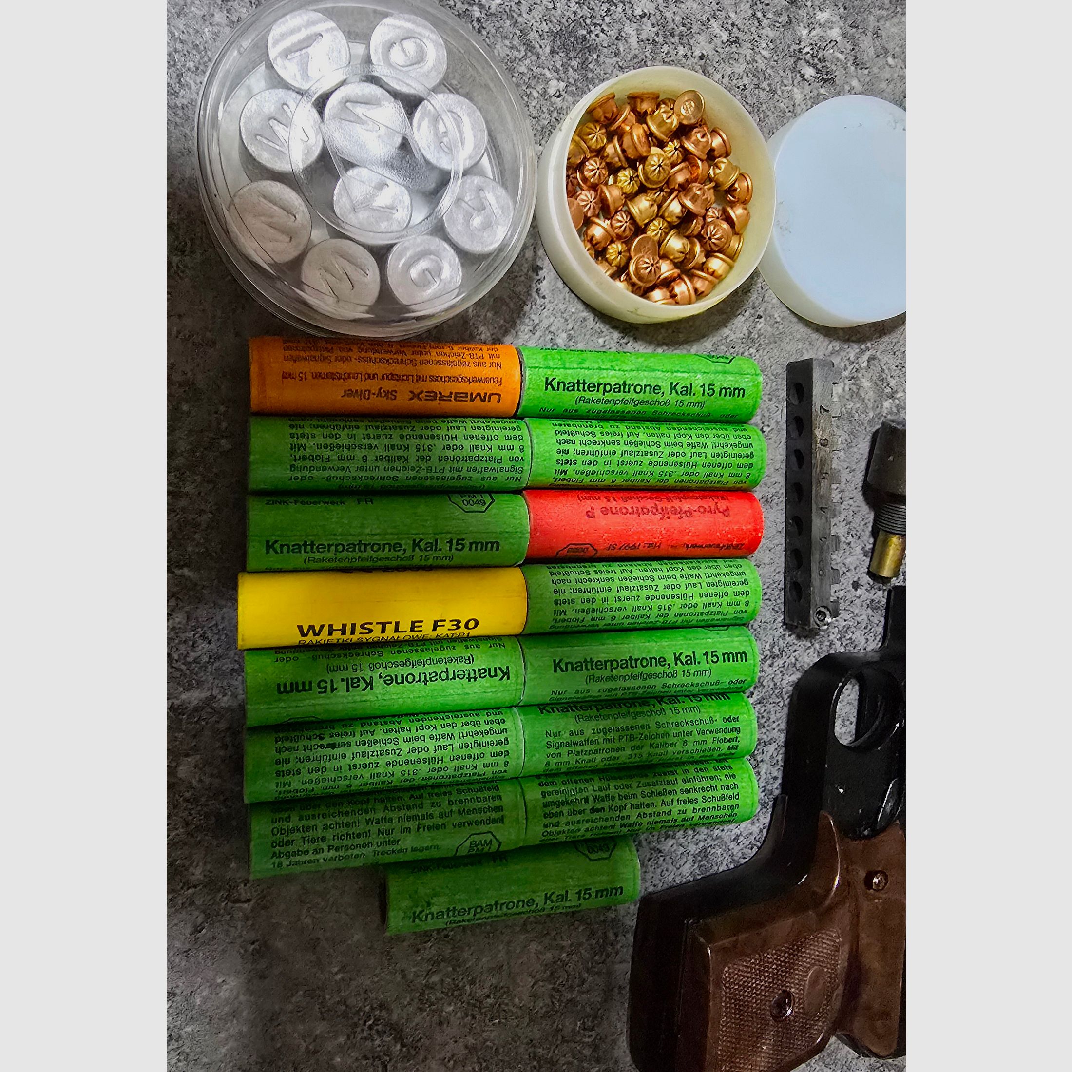 Set de pistola de fogueo Umarex Schreckschuss para Silvestre.