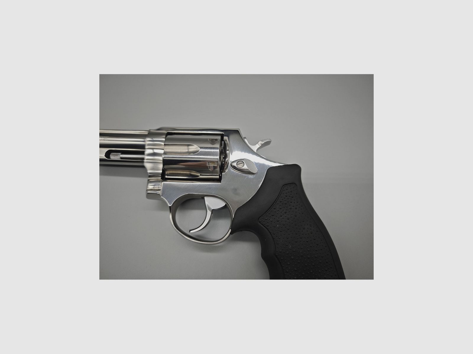 Revolver TAURUS MODEL 82 Cal. 38 SPECIAL, image 3 sur 5