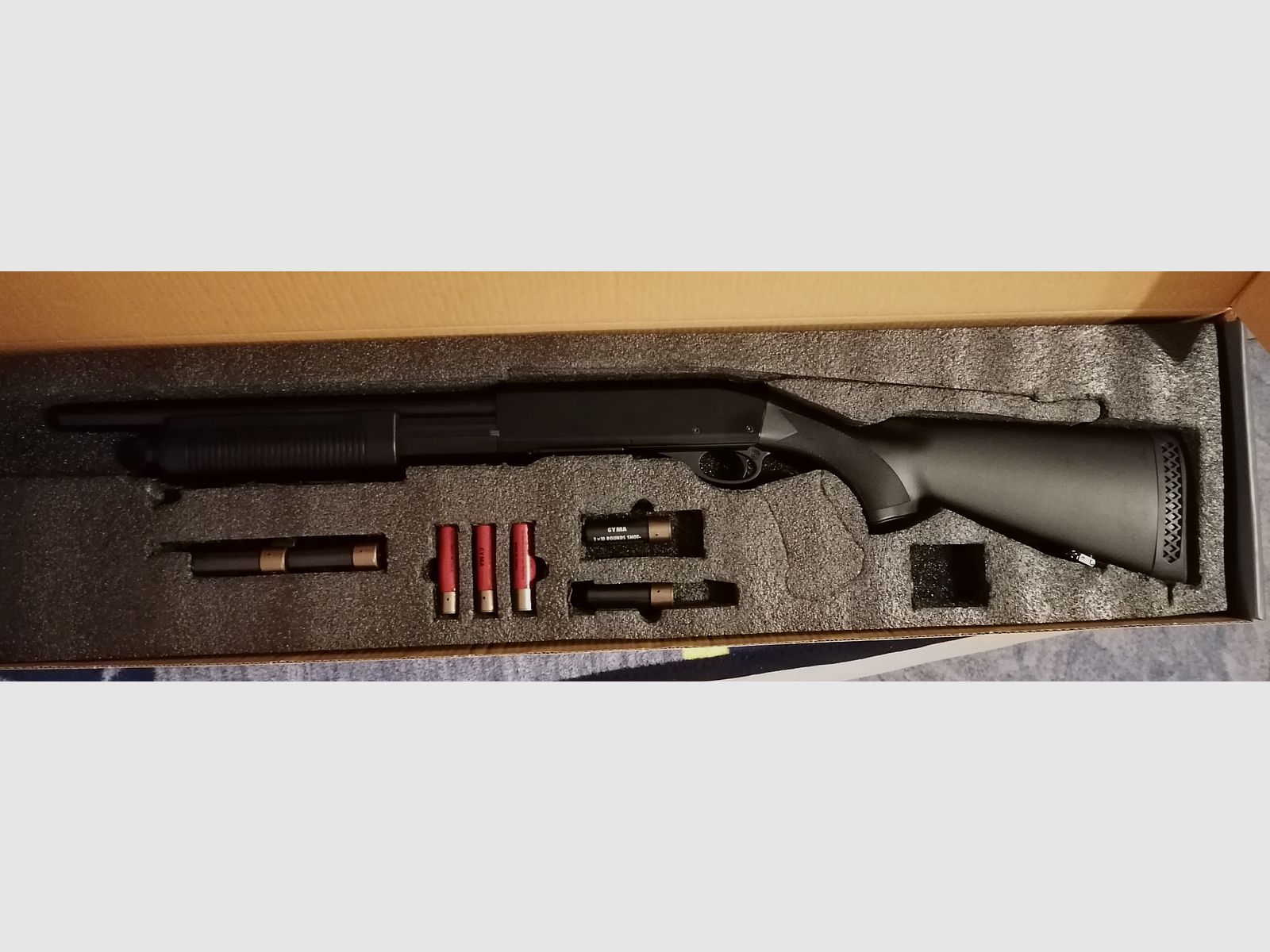 Cyma CM350M Vollmetall-Shotgun + 9 Schalen