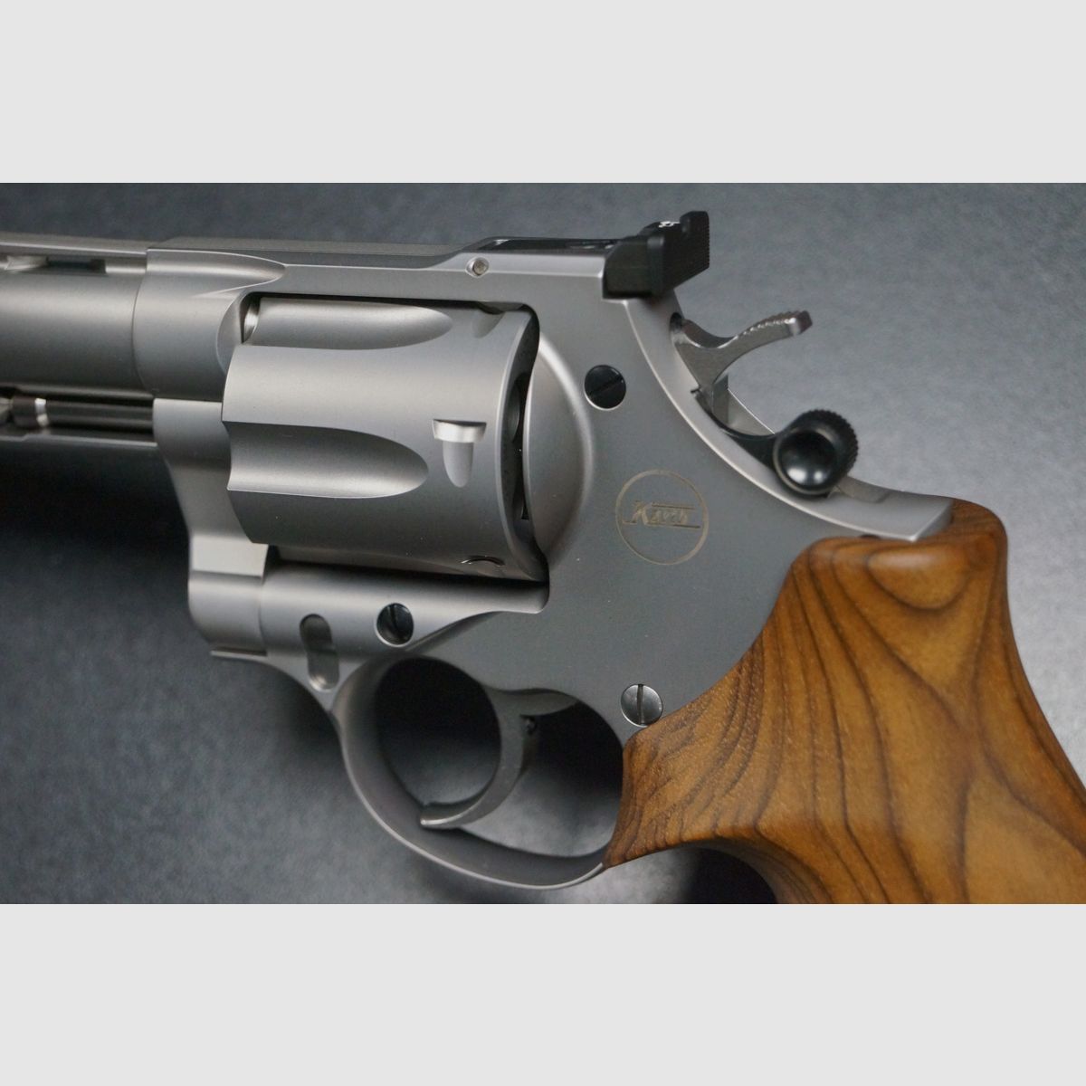 Korth Combat Revolver NSC met houten grip, afbeelding 7 van 8