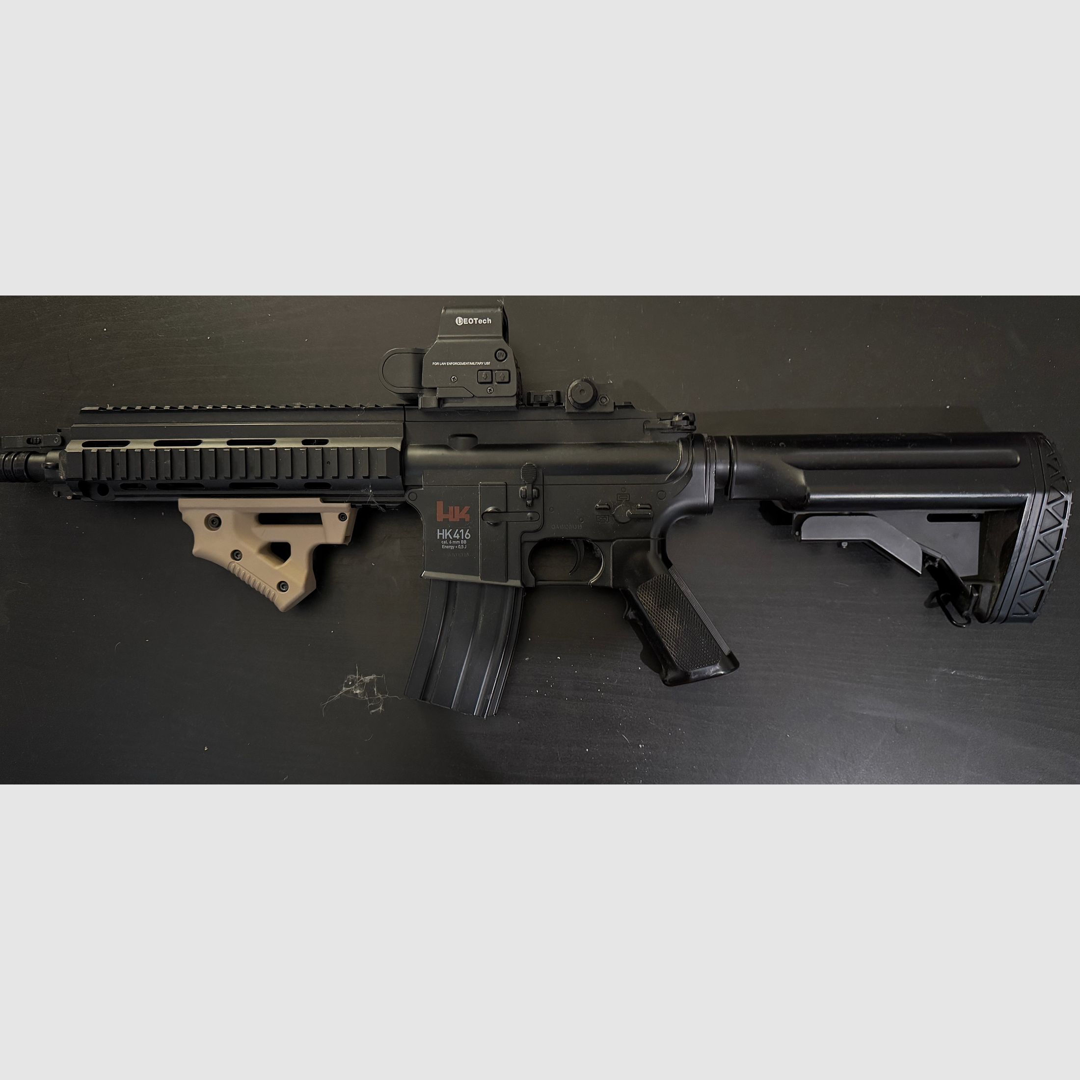 <I am offering an M416 from H&K AEG with 0.5 Joules.>