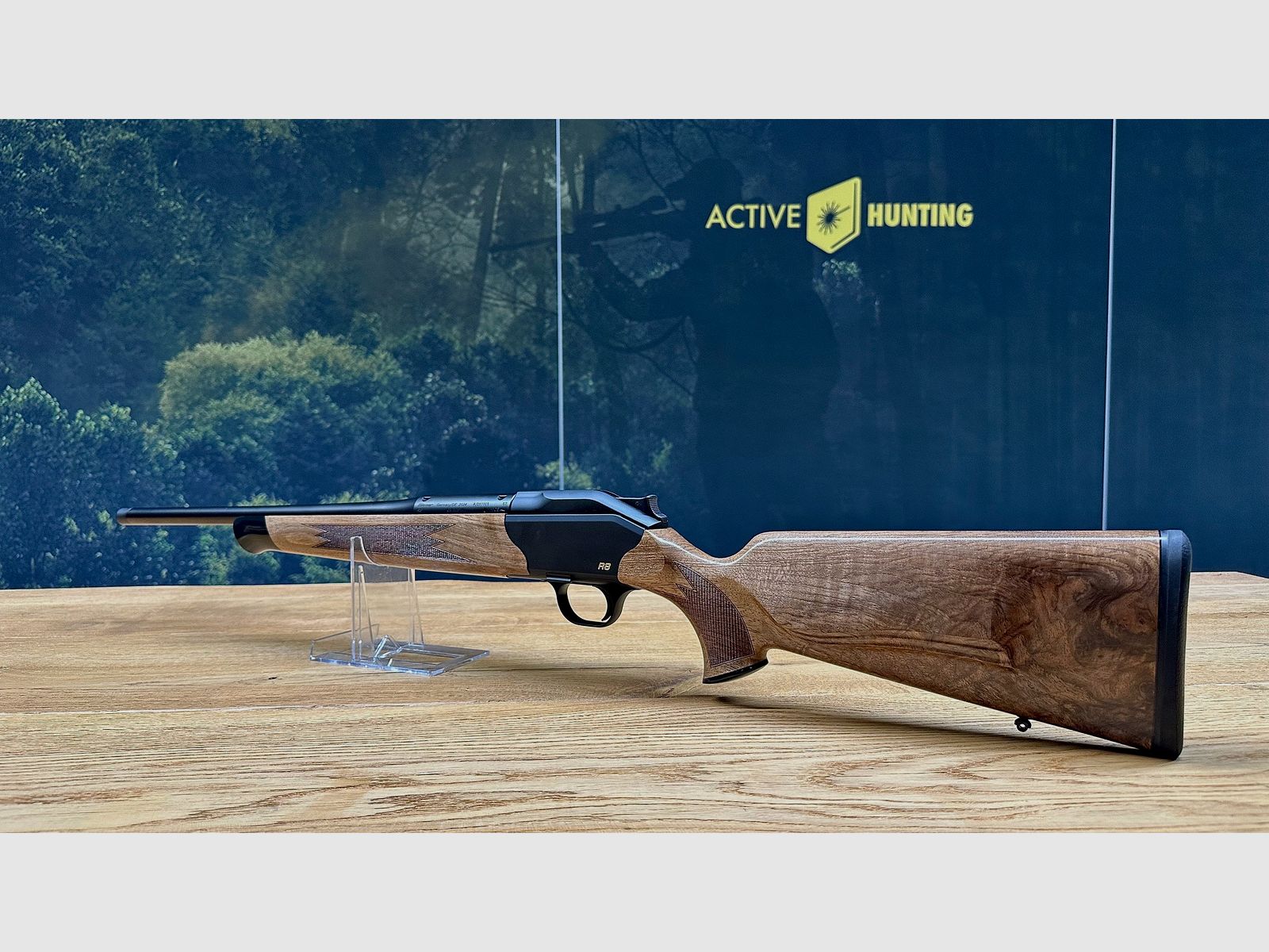 Blaser R8 / HK 3 / M15x1 / gekürzter Lauf / goldenes Logo / AH Kammergriffkugel / Kaliber nach Wahl