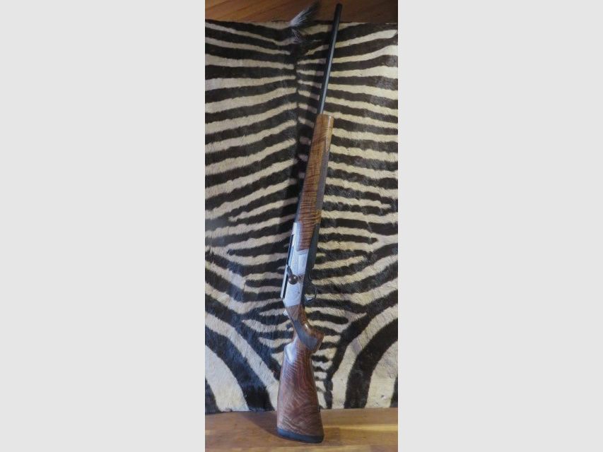 BROWNING Maral 4X Ultimate Bavarian carabina .300wm canna 61 cm grado 3 – valigetta, immagine 1 di 9