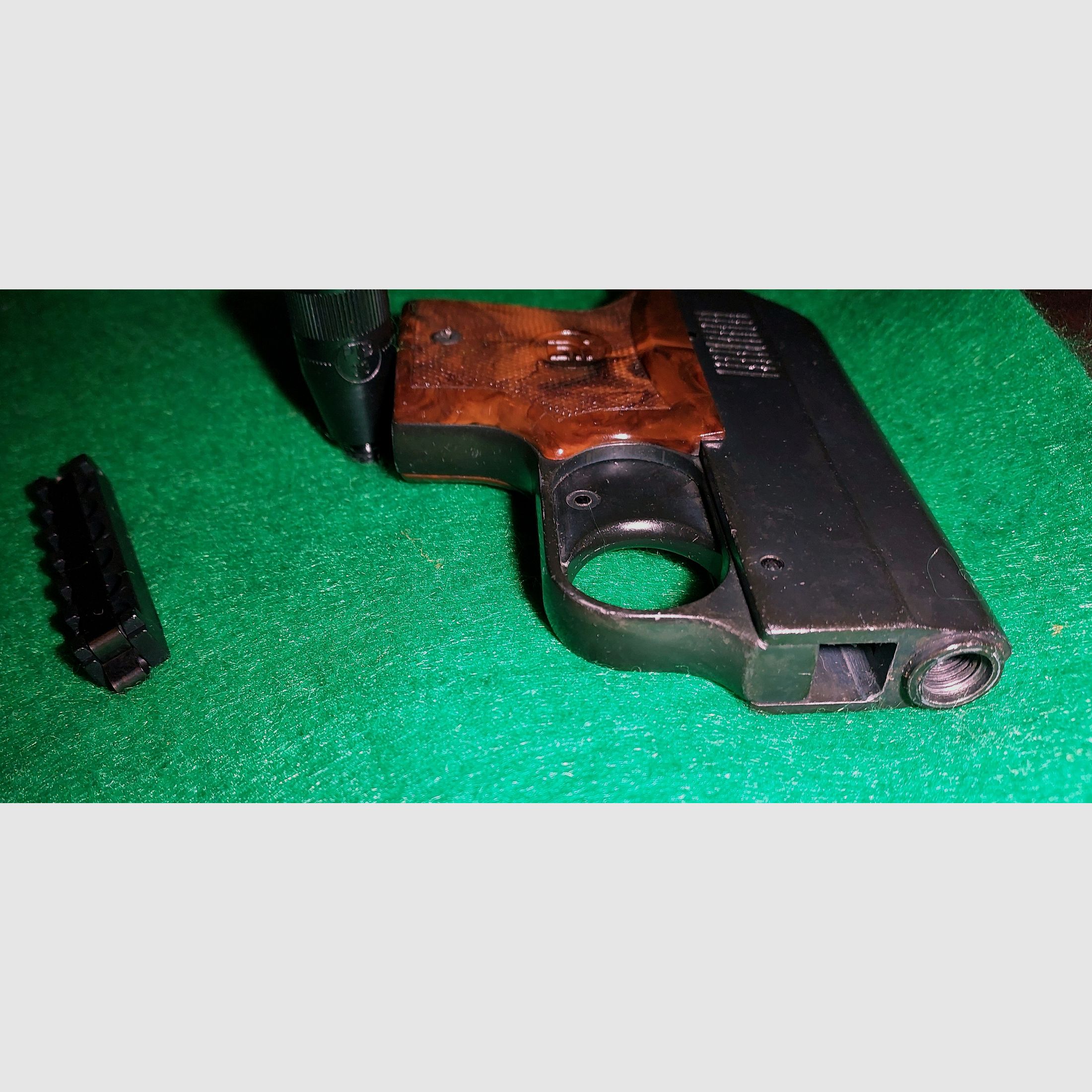 Pistolet d'alarme Röhm RG 3 calibre 6 mm Flobert (PTB 33)