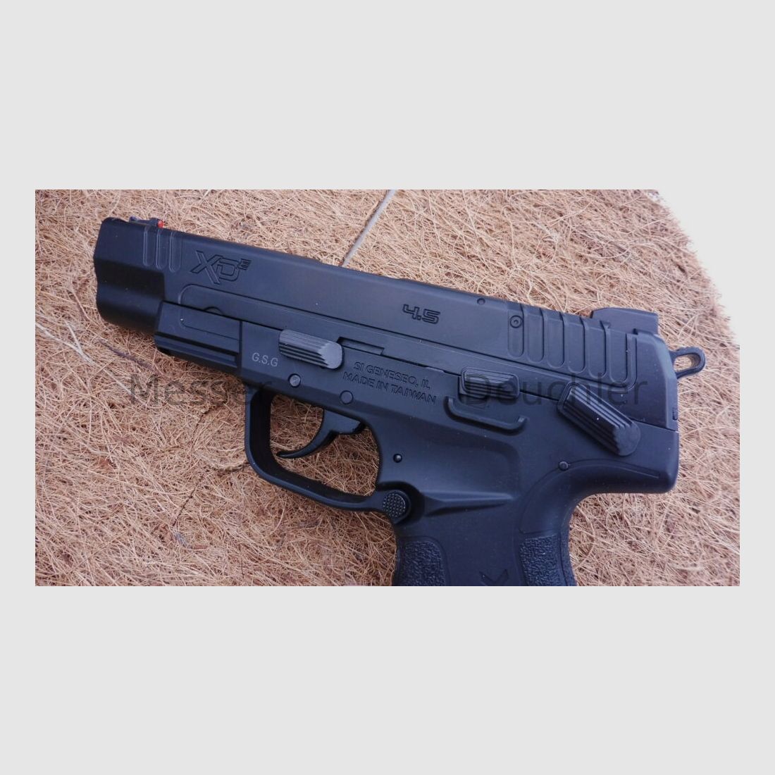Springfield XDE 4,5 mm BB Co2-pistool