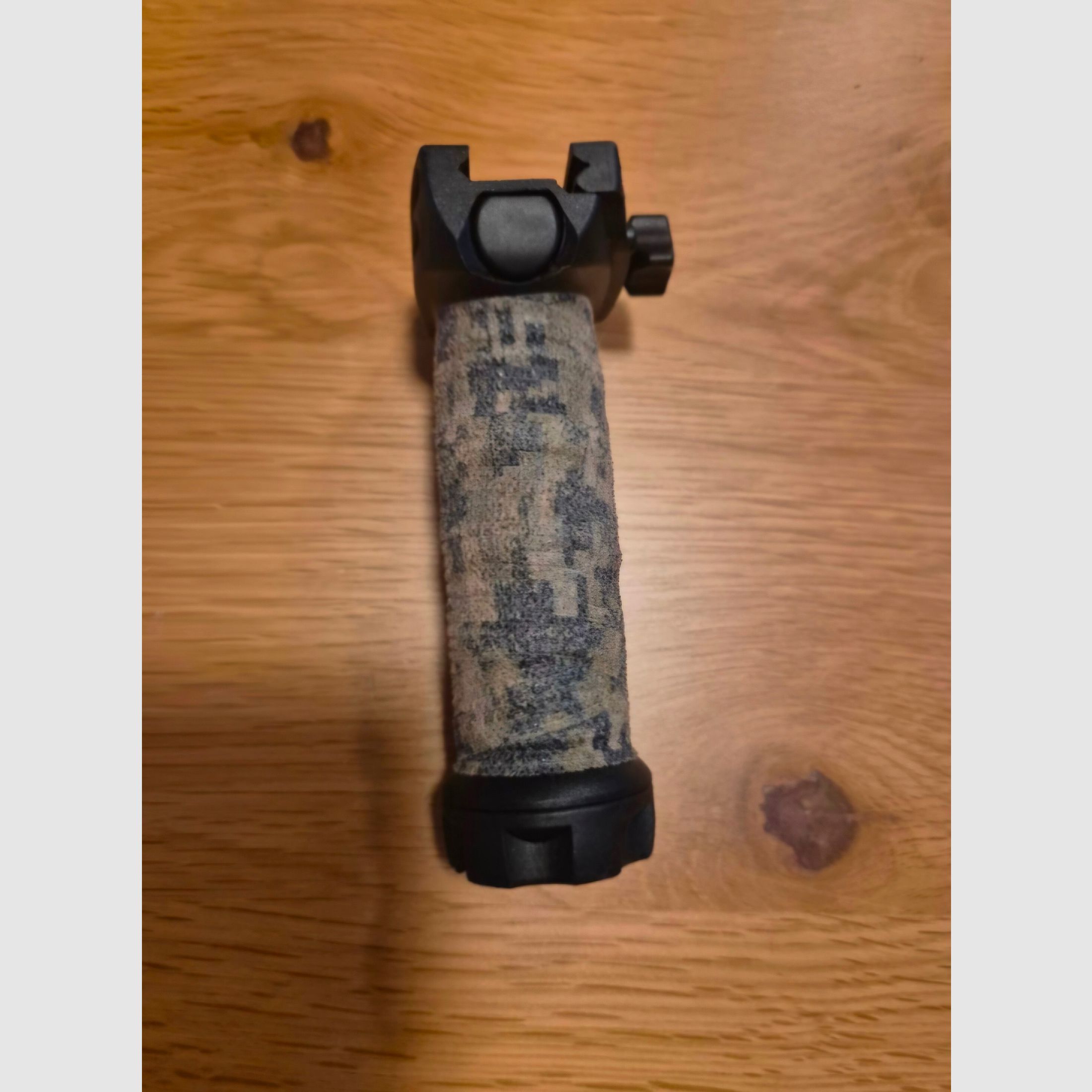 Poignée Magpul, image 2 sur 3