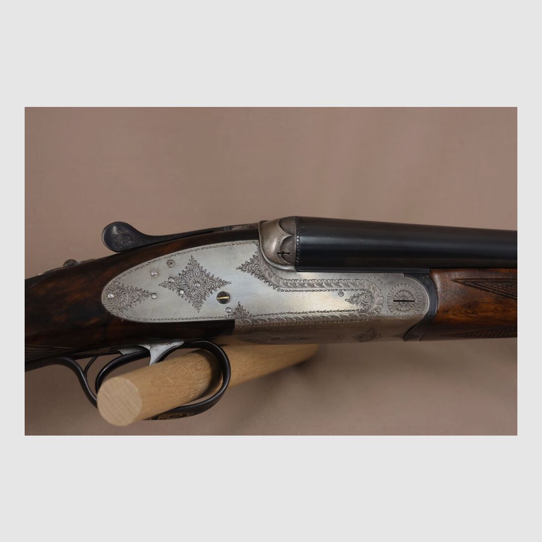 AYA - Aguirre y Aranzabal side lock over-and-under shotgun // TOP wood / engraving / made according to the specifications of Augustinus von Papen!!, image 1 of 10