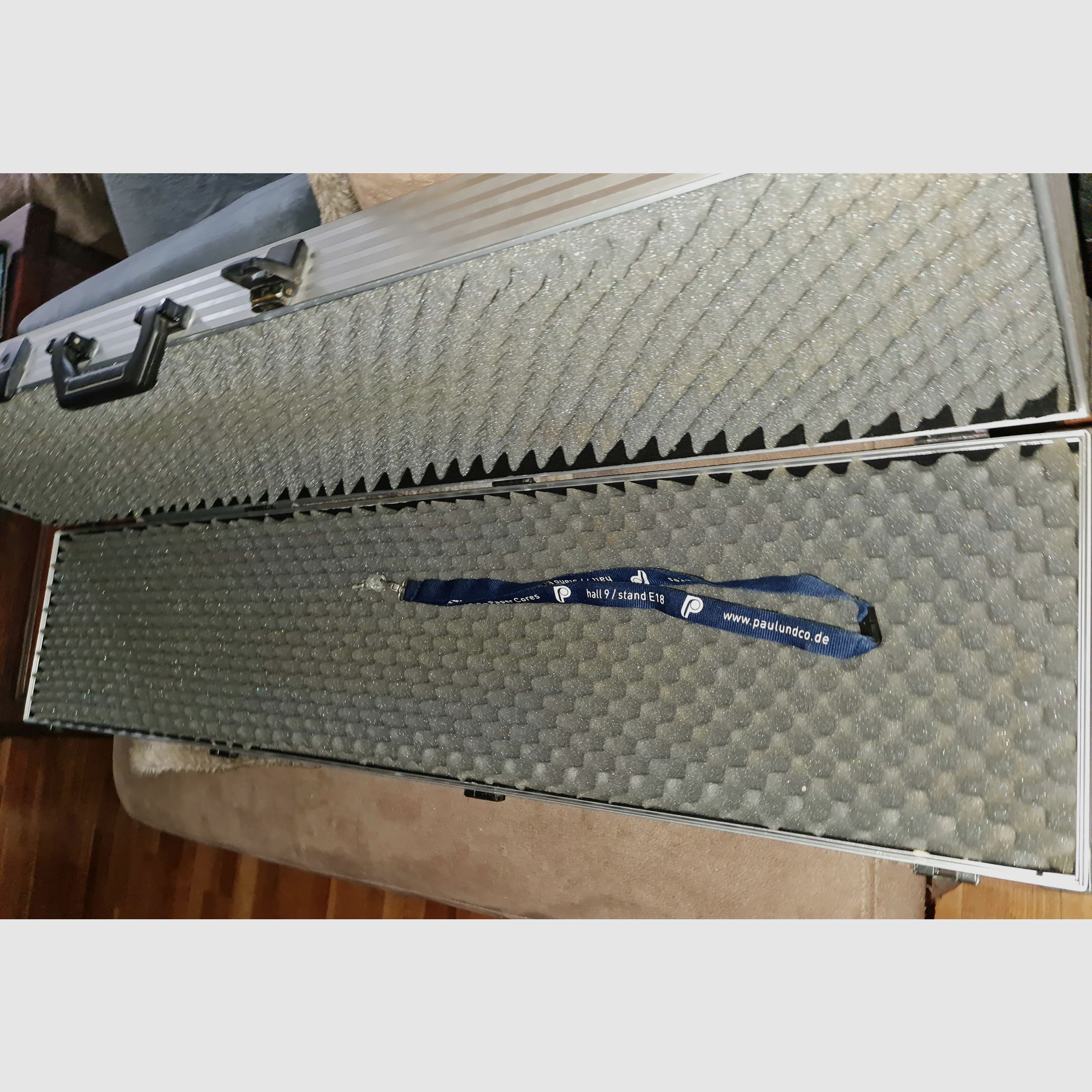 Valigia per fucile in alluminio con serratura