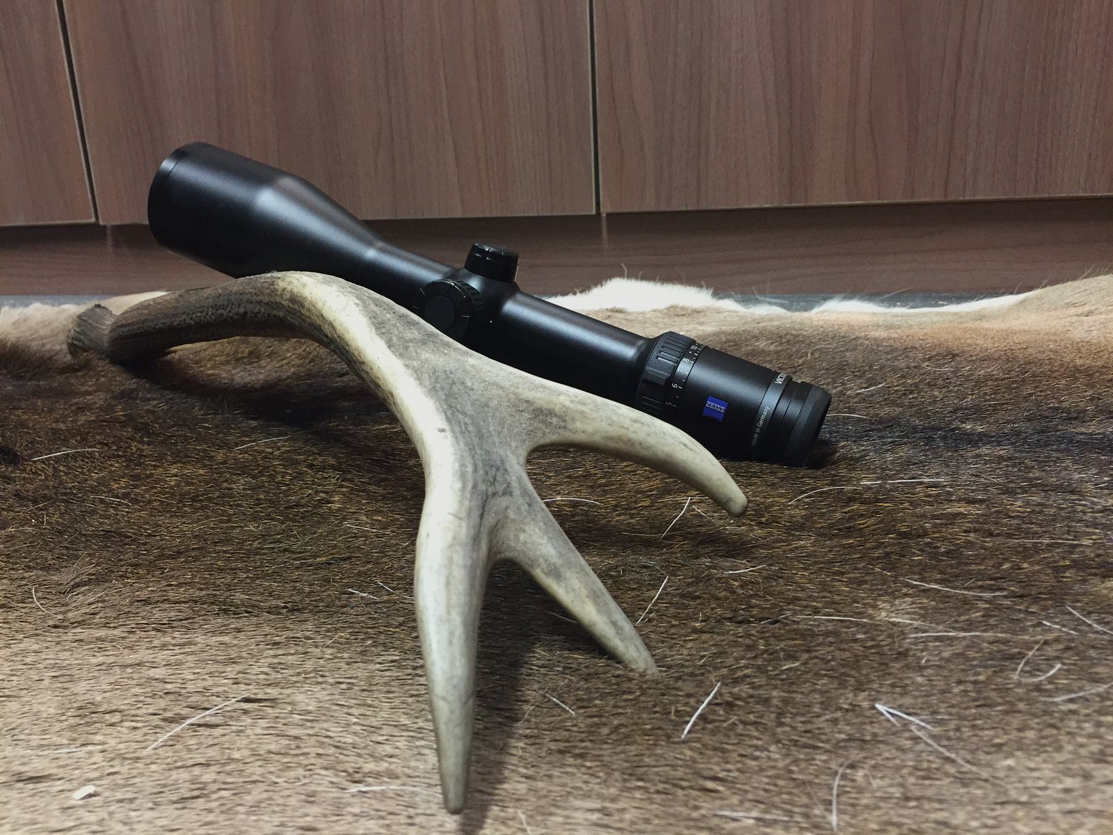 Zeiss Victory HT 3-12x56 M, with rail