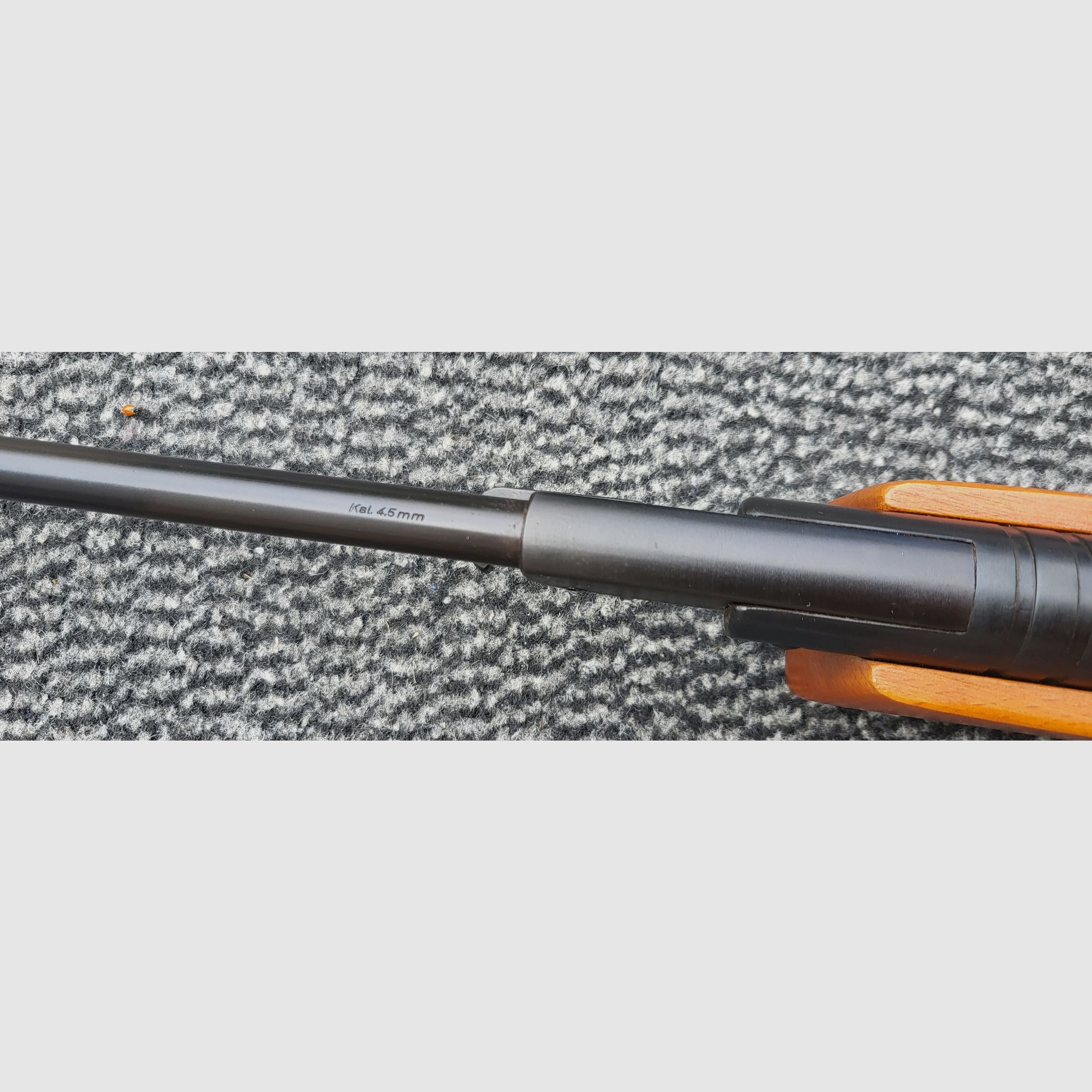 Haenel 303 Super, Knicker DDR