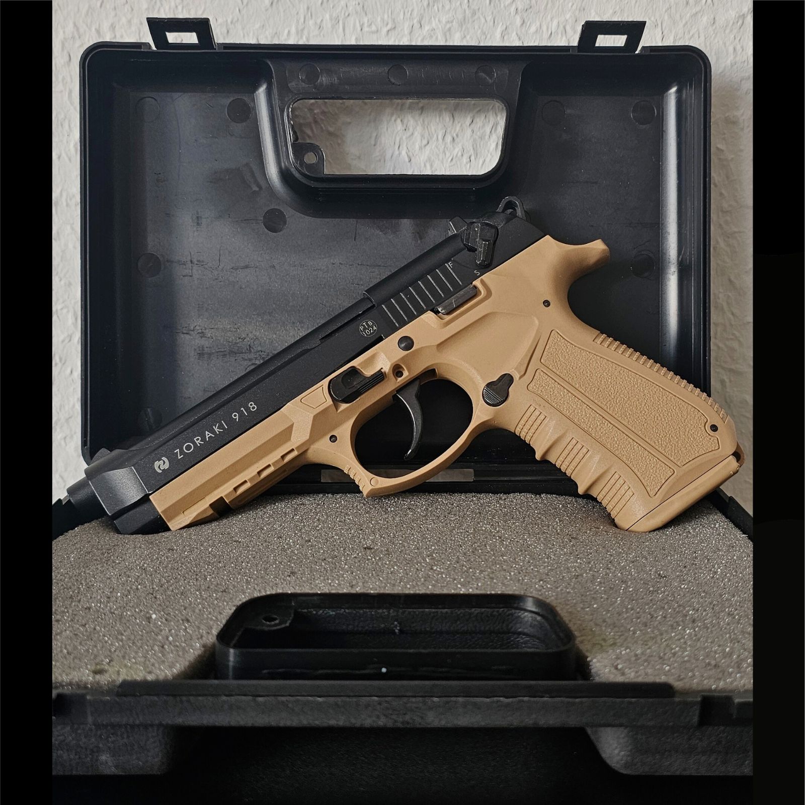 Zoraki MOD 918 Cal. 9mm P.A.K. - Top Carefree Package