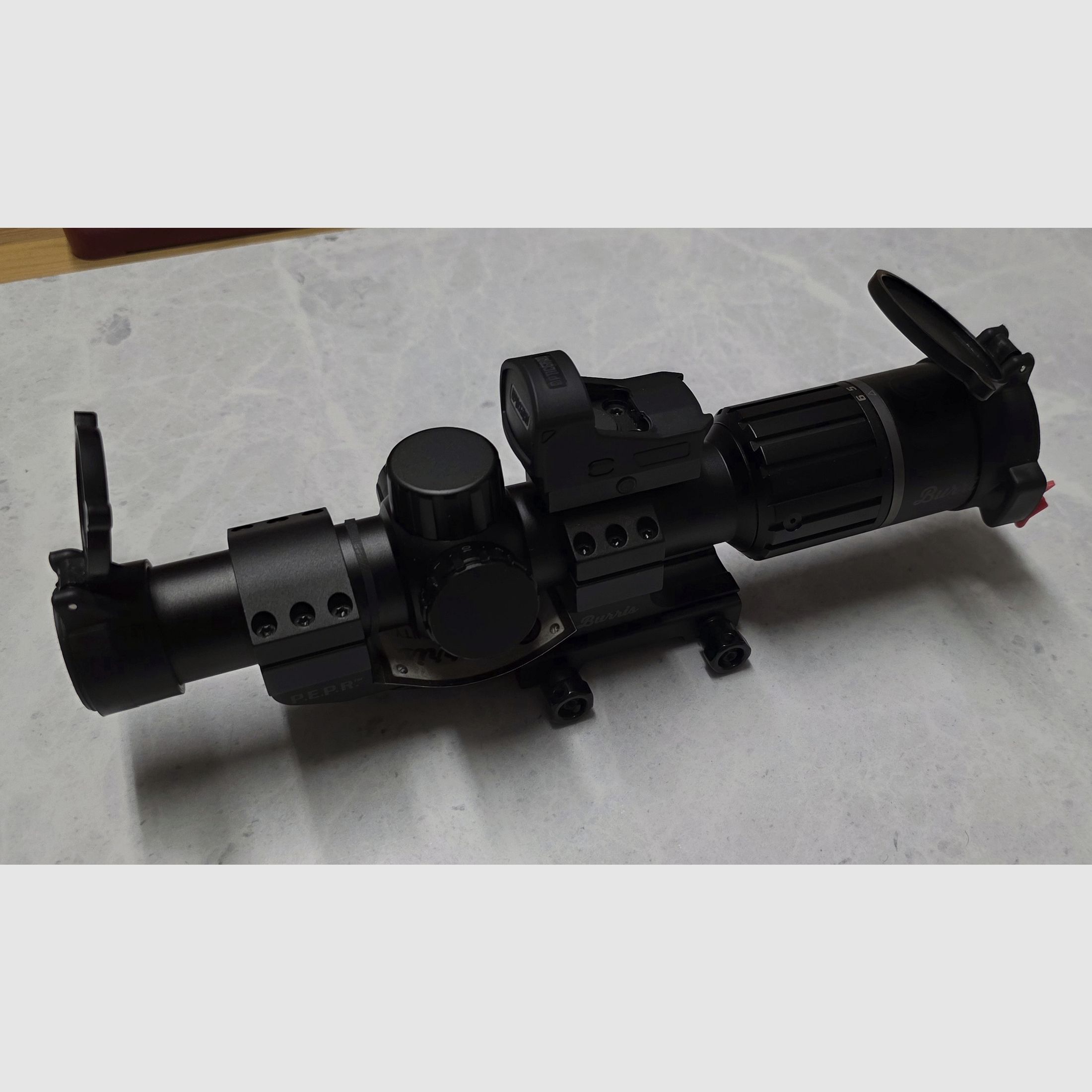 BURRIS RT-6 1-6x24 Combo Kit - ZF con reticolo balistico AR + montaggio Burris P.E.P.R. + mirino a punto rosso Burris