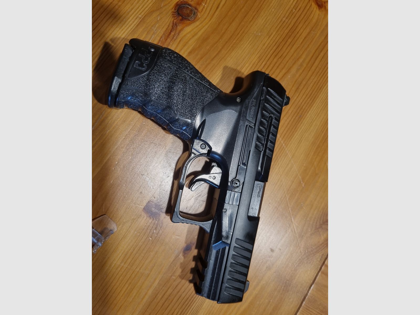 Airsoft Walther PPQ + Pumpgun M500 defective