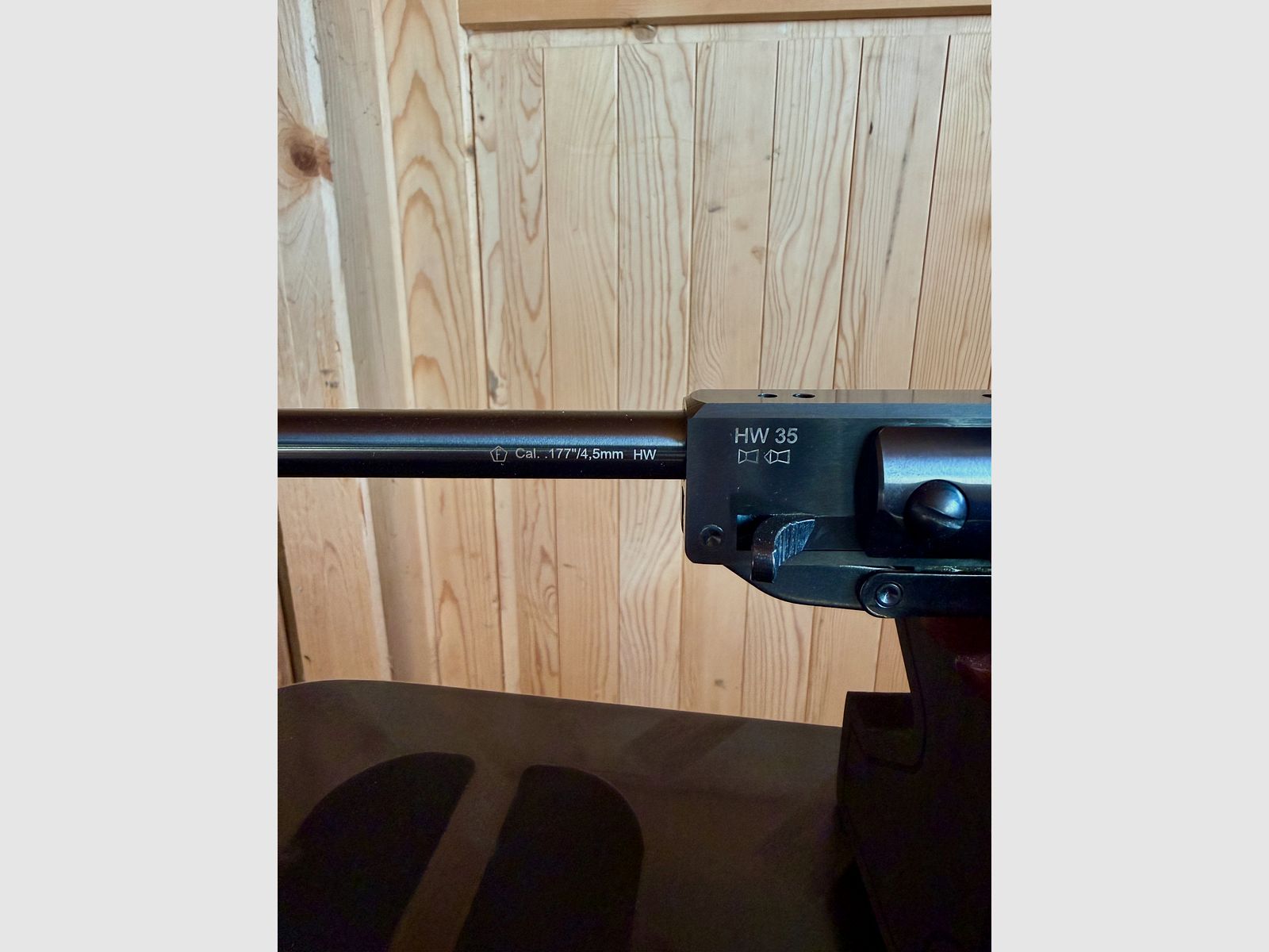 Weihrauch HW 35