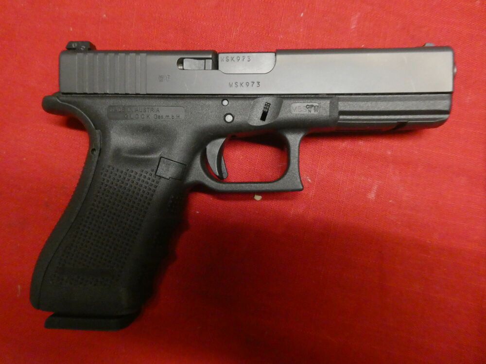 Glock	 17 C Gen 4