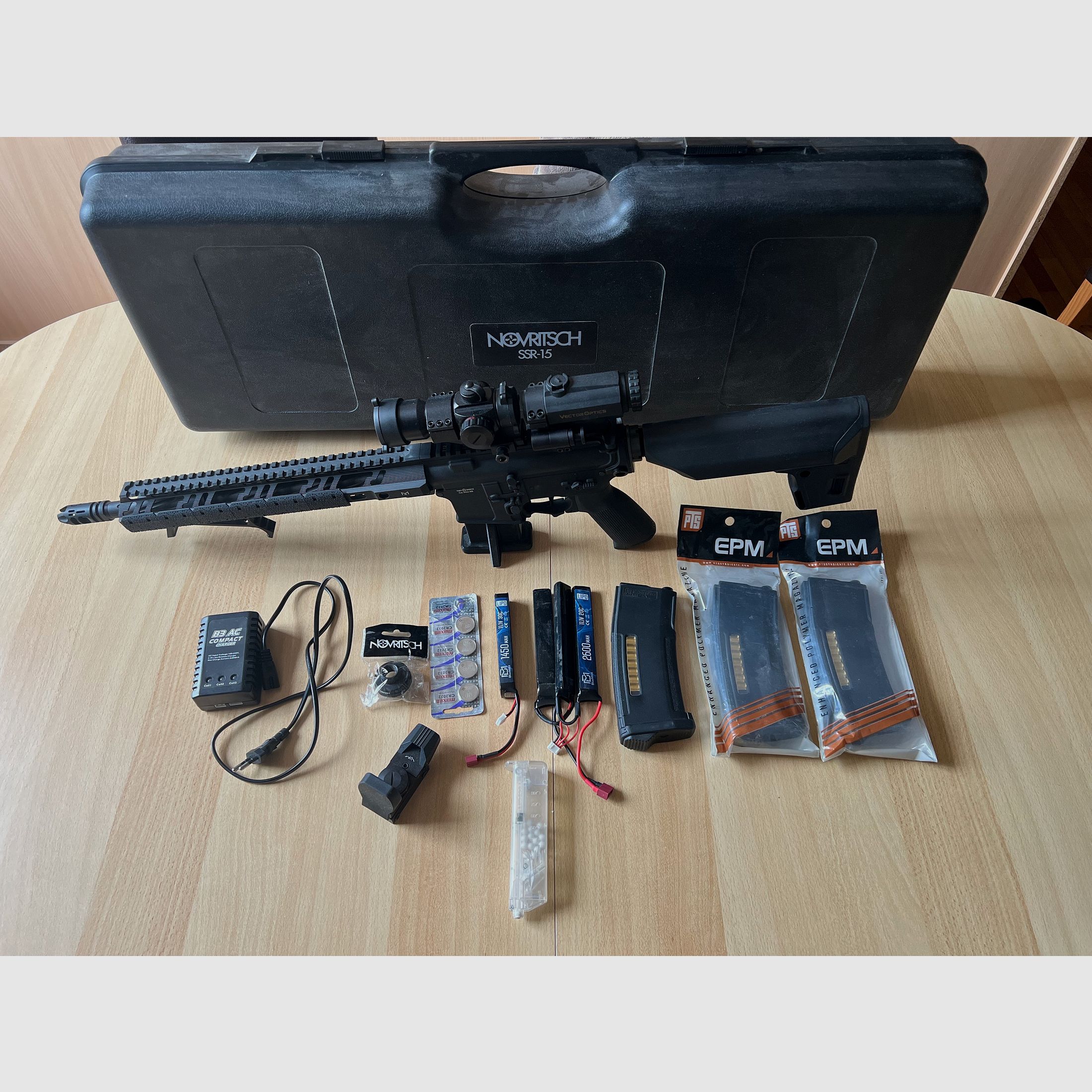 Komplettes airsoft set  novritch ( SSR 15 /SSG 10 / SSX 23)