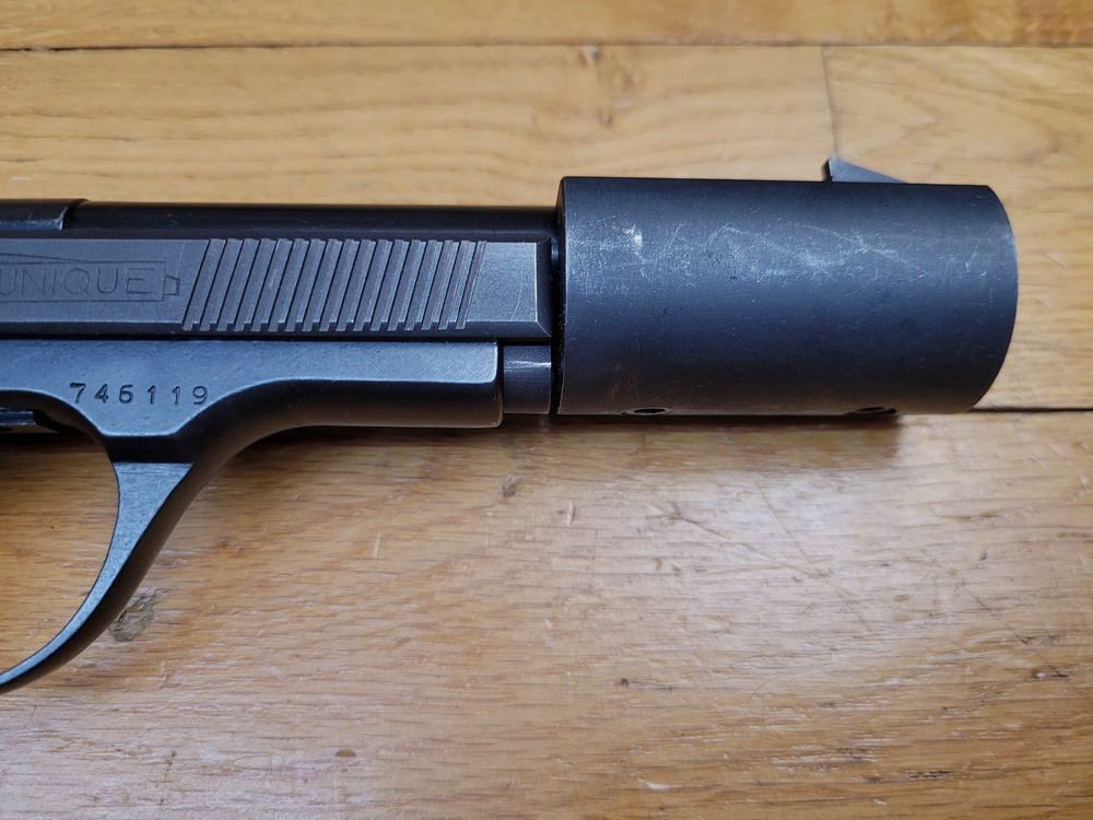 Uitstekend Unique model DES 69 pistool – kal. 22LR – Originele tegengewicht volgens model – 10 schoten – Grote precisie – Onverslijtbaar – Top Made in France! TBE ++, afbeelding 6 van 19