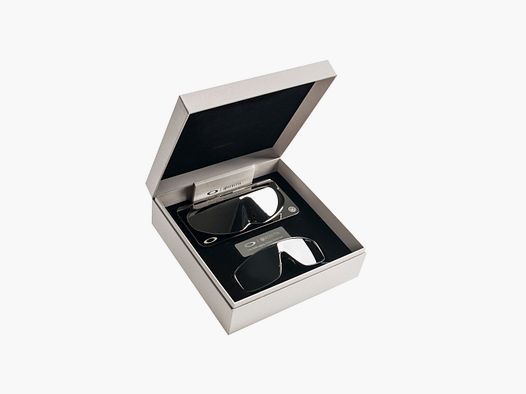 OCCHIALI 500 ANNI BY OAKLEY – BERETTA