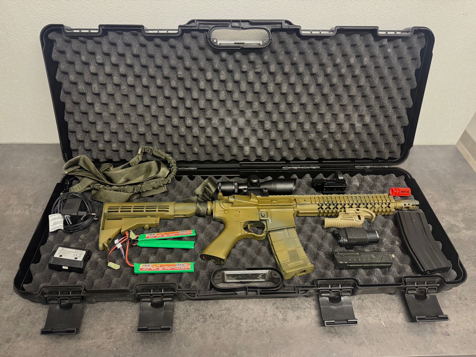 S-AEG M4 Airsoft - Set