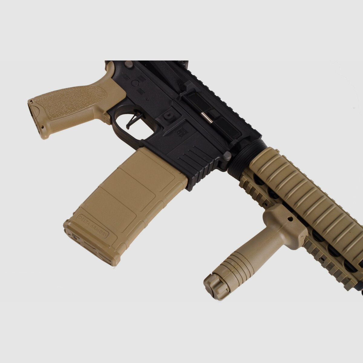 AR15 RIS CHARLIE Tan/Black S-AEG Airsoft Rifle Free from 18 Years | Delta Armory