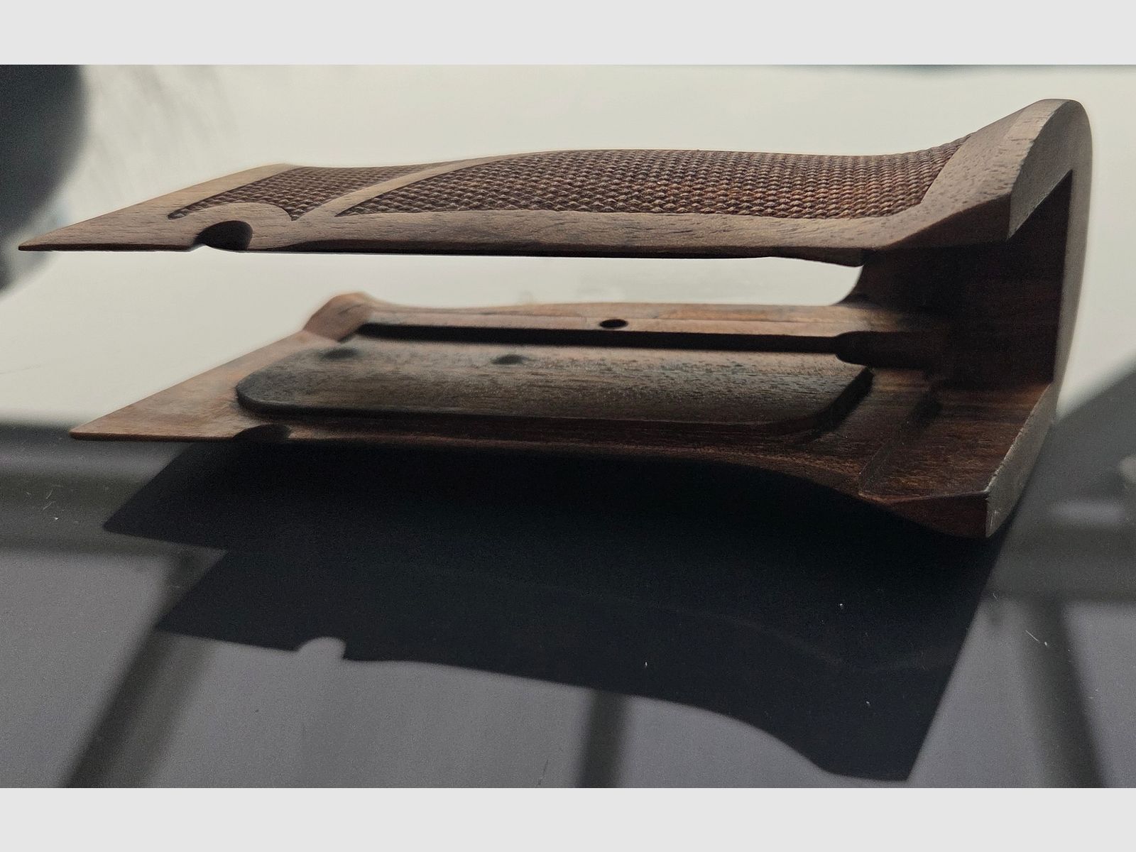 Griffschalen Holz CZ Taipan , Viper, Sport 2, Shadow 1 - Sport Nussbaum