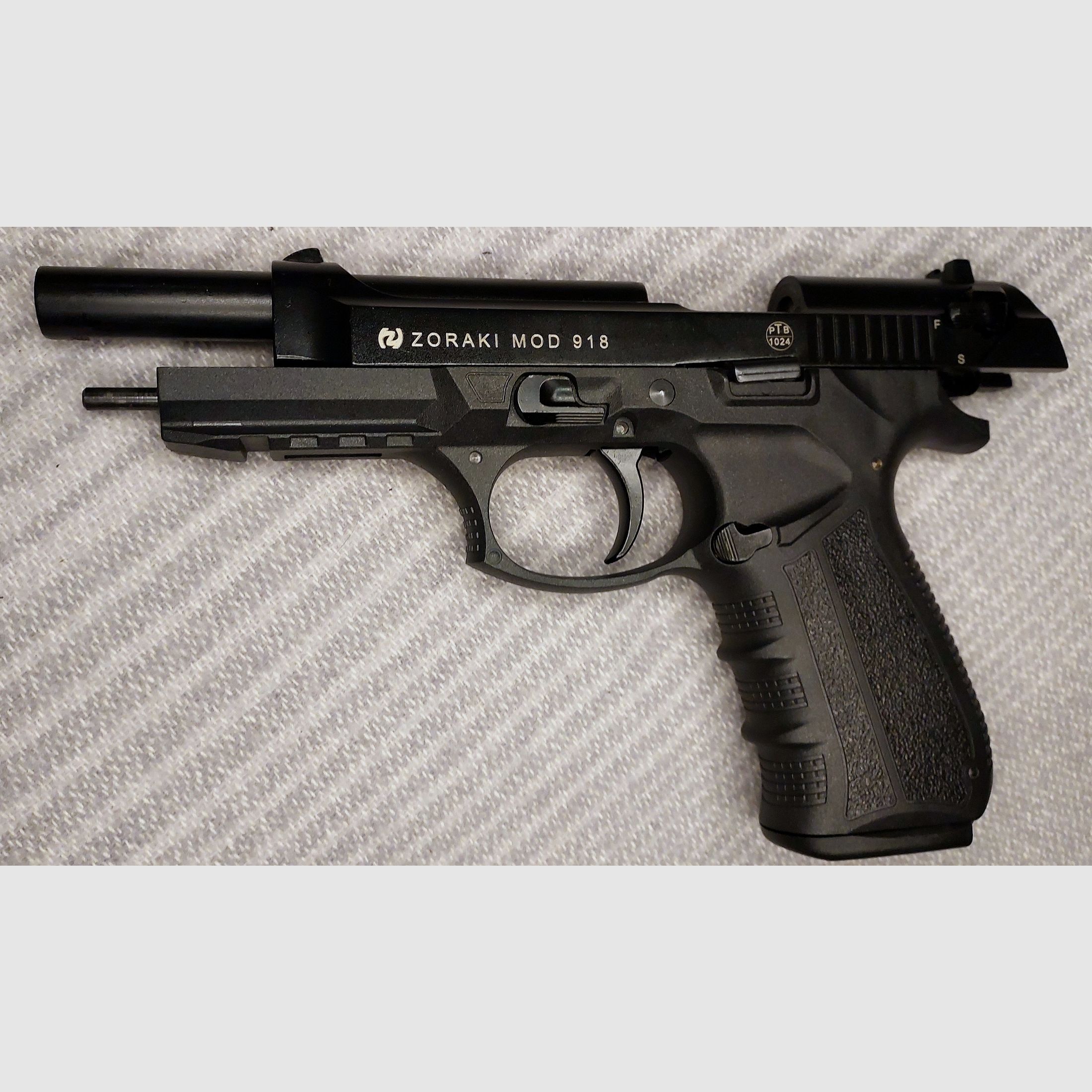 Zoraki 918 9mm P.A.K. schwarz (PTB 1024) mit zwei Magazinen