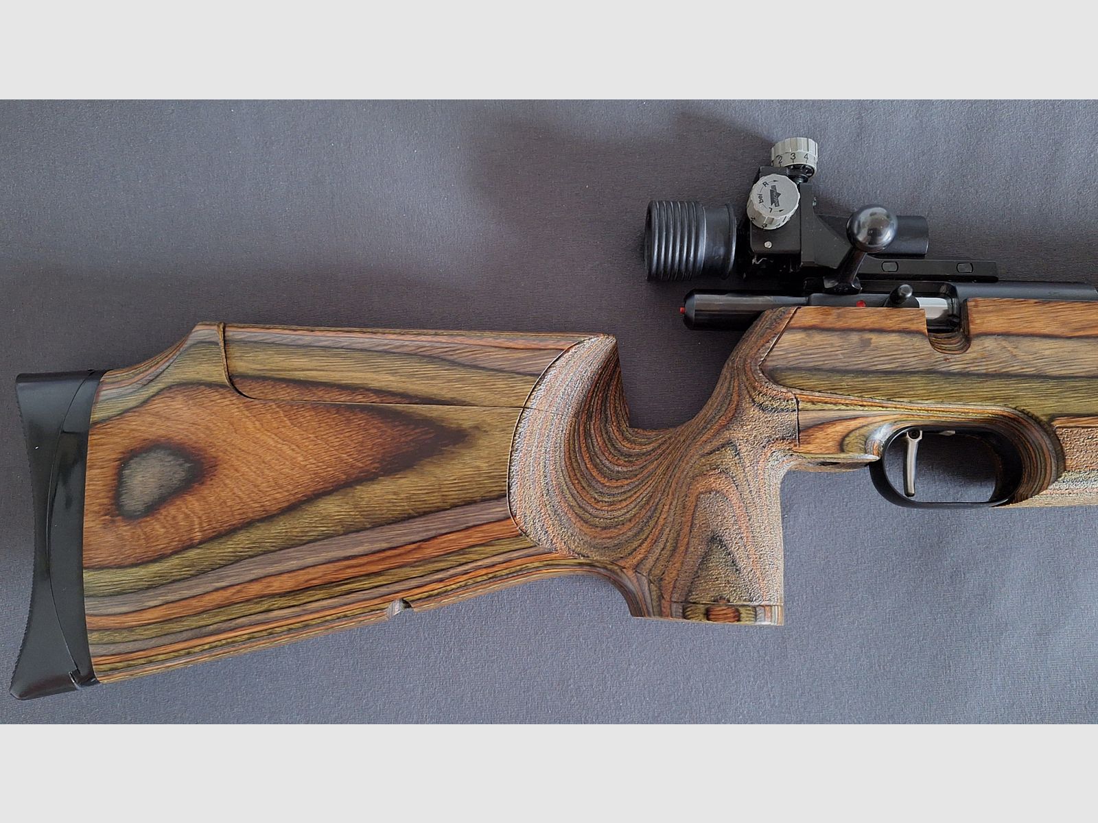 Weihrauch / HW660M single-shot rifle .22 LfB (lr) with optics for sale.