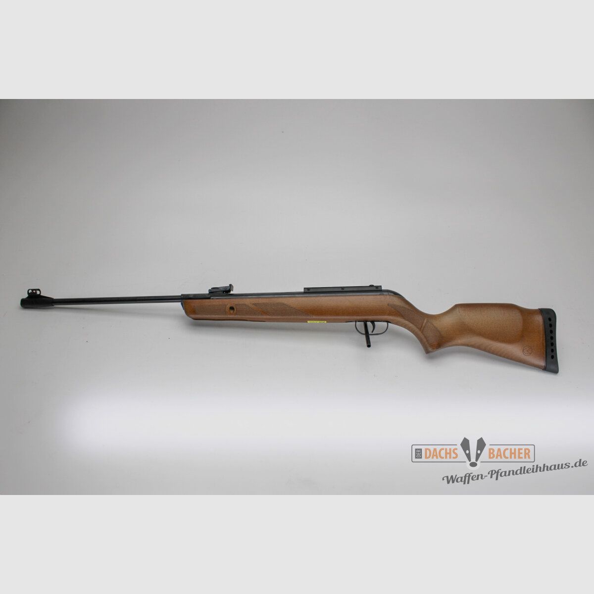 LG luchtgeweer Gamo Hunter 440 kaliber 4,5mm kolf F-teken