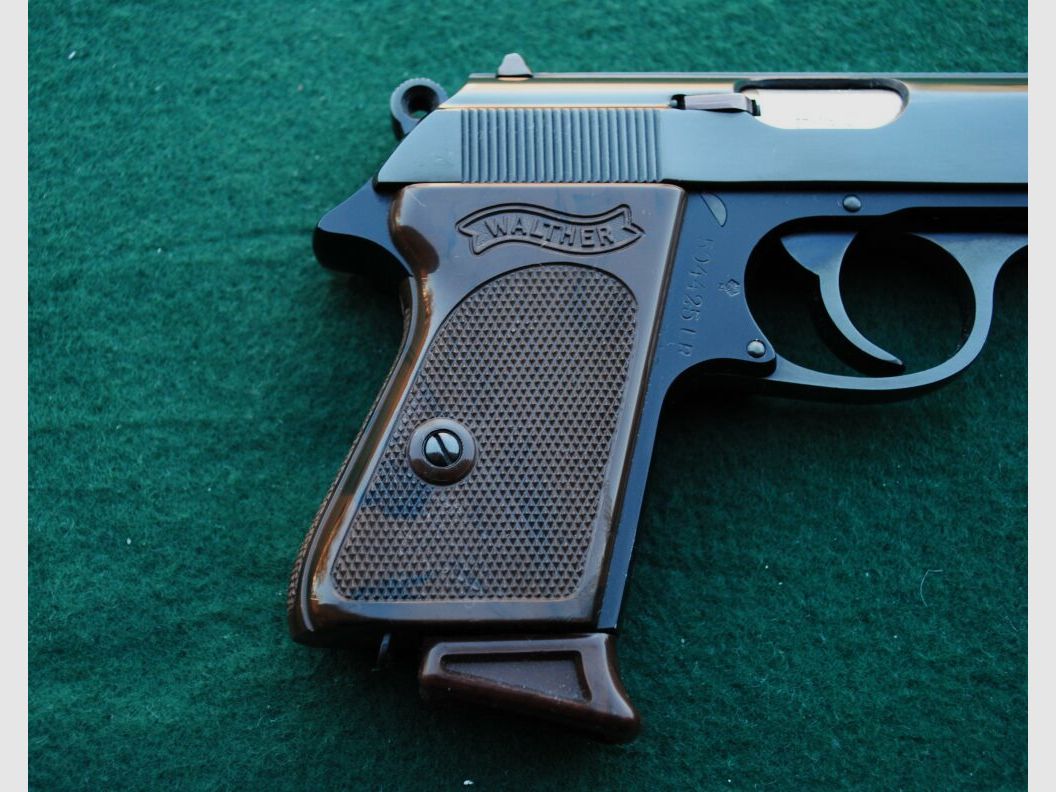 Walther PPK-L, Beschuss 67, Original Griffschalen und Magazin
