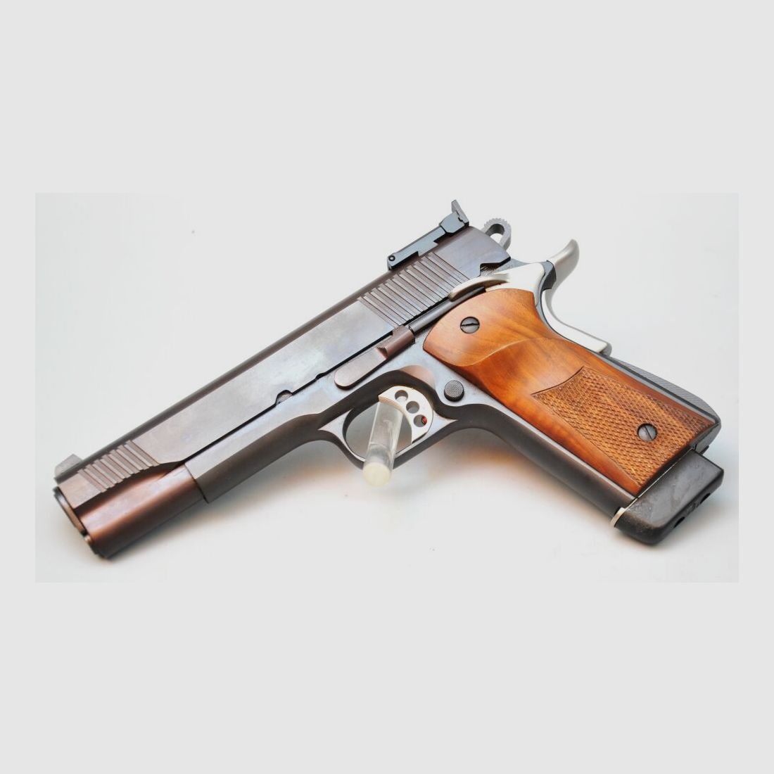 Holden Custom Guns 1911 .45Auto