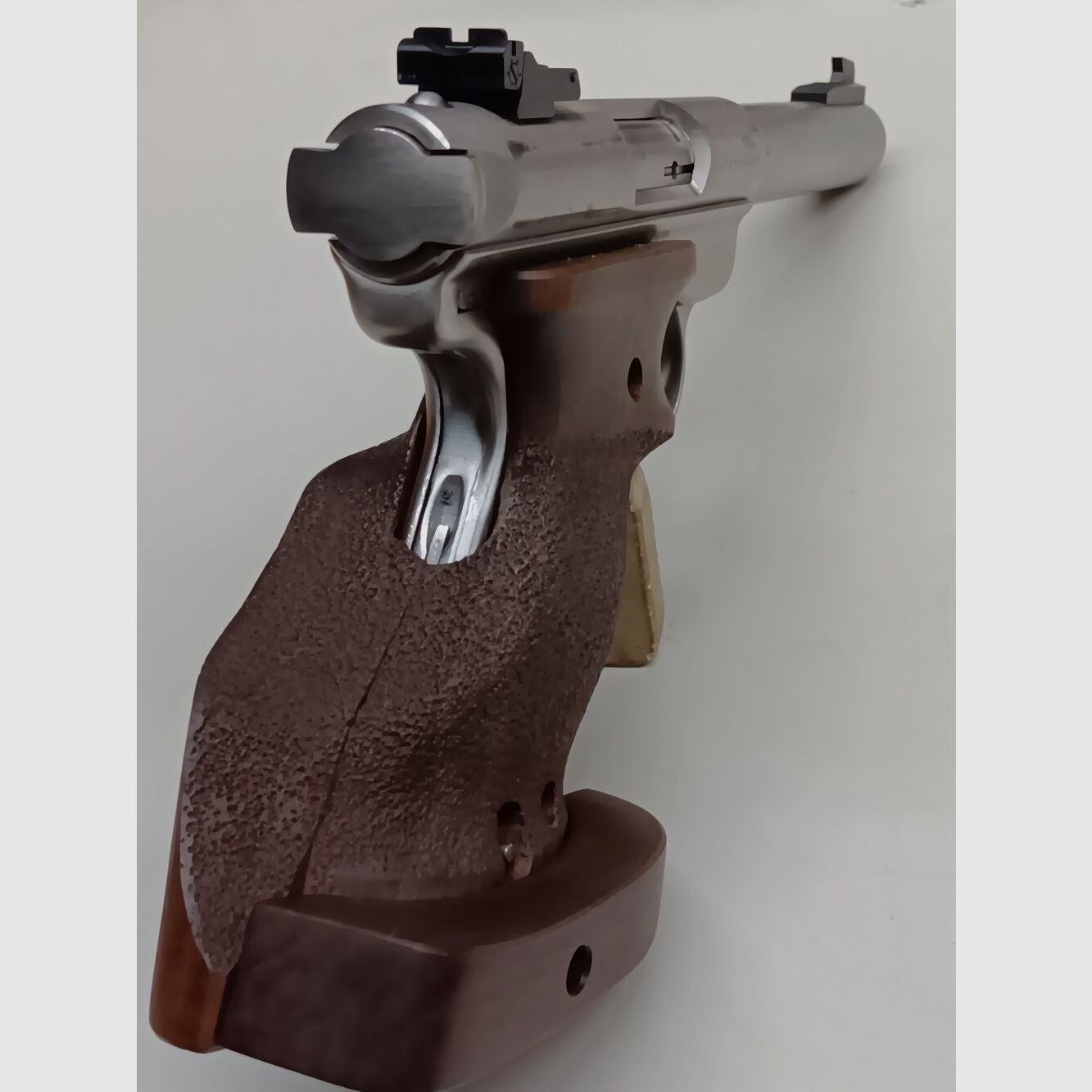 Sturm , Ruger & Co. Inc. Southport , Conn. USA Mark II - Target Stainless