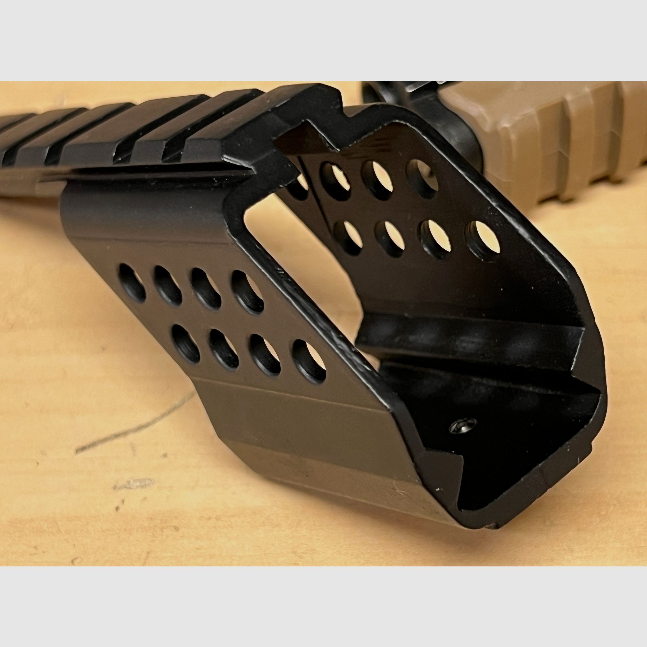 Montage für Zieloptiken und Red Dot Visiere auf Pistolen wie Glock 17 oder M.P.9 und baugleiche