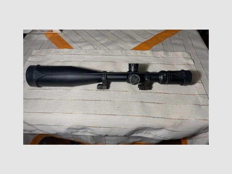 Zielfernrohr Nightforce NXS 8-32x56