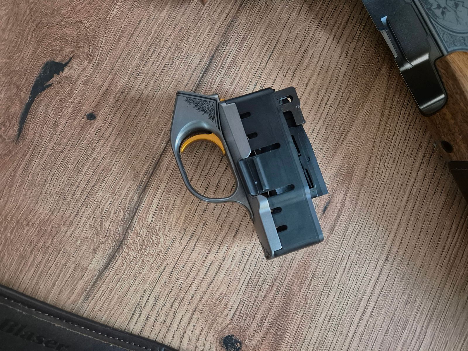 Blaser R8 success Silence Linksschaft 