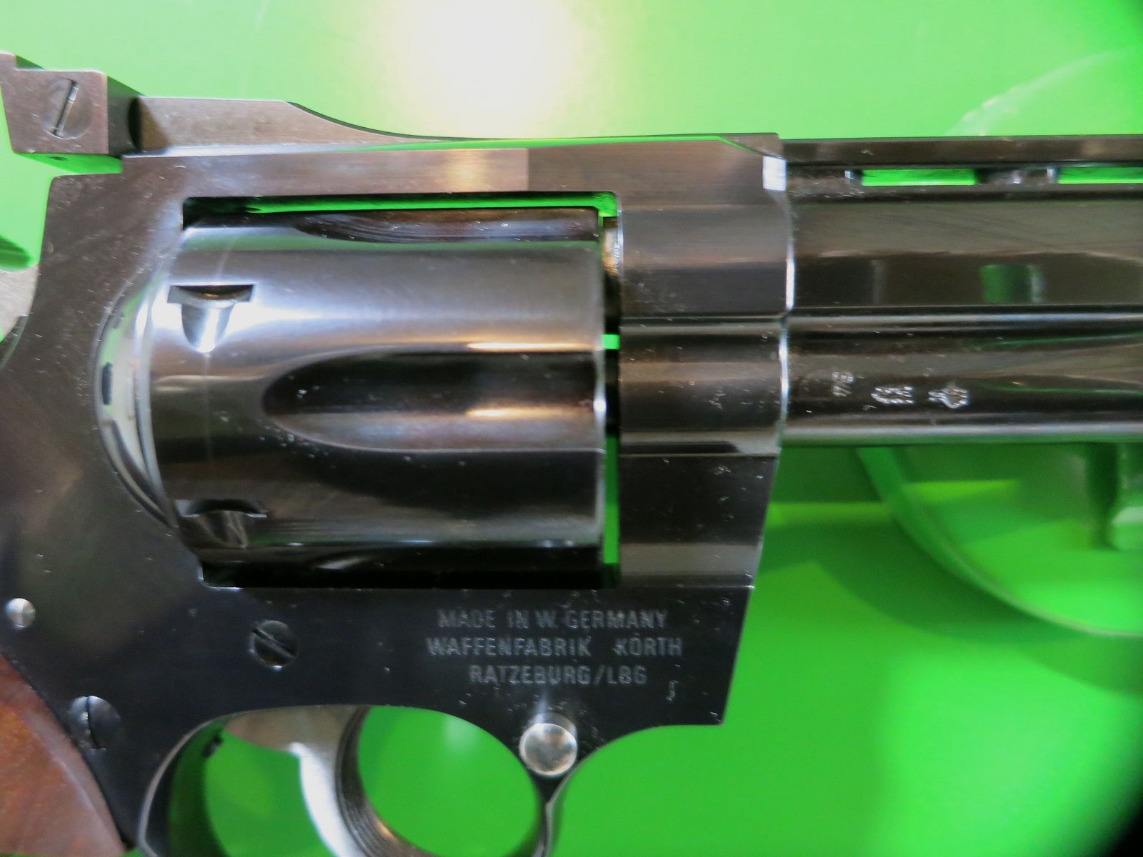 STAHLGEWORDENE PRÄZISION MADE IN GEMANY -KORTH- .357 Magnum Sportrevolver, 6"      #35