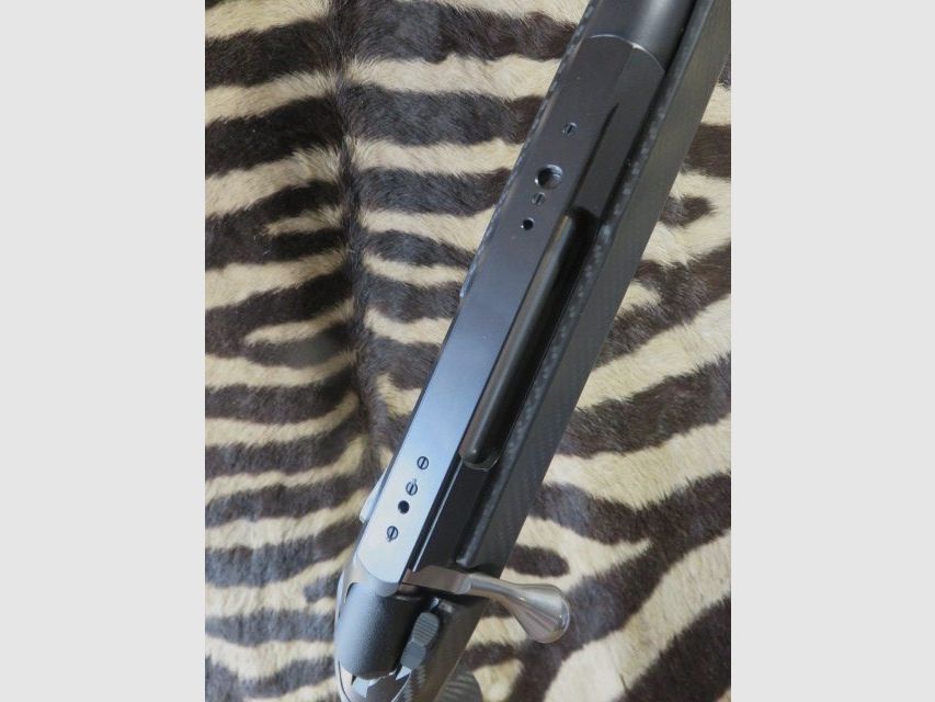 Repetierbüchse TIKKA T3X Carbon Kal.243 – ca.51cm geflutet/gewinde, Bild 6 von 9