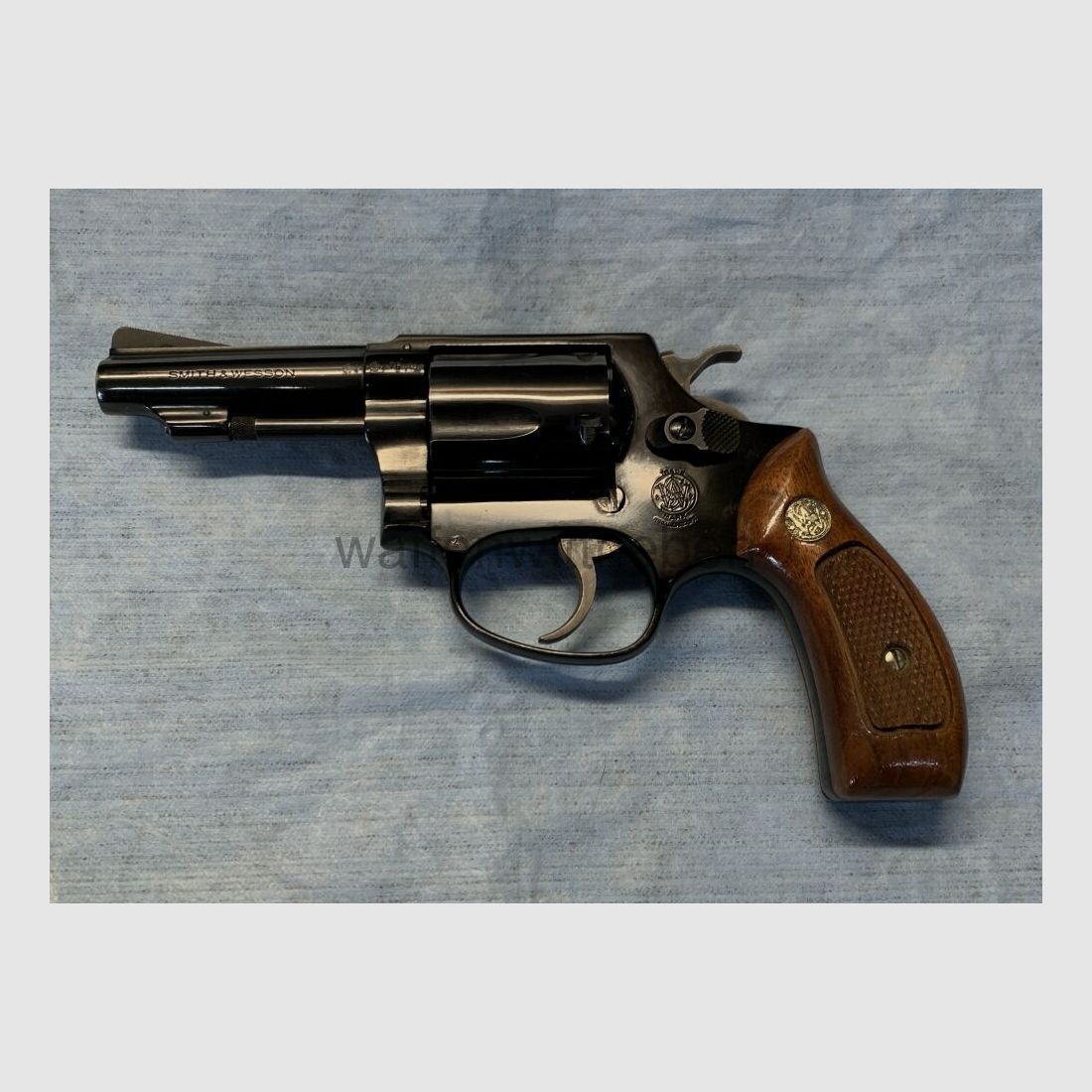 Smith & Wesson Airweight, Mod. 37 - 4