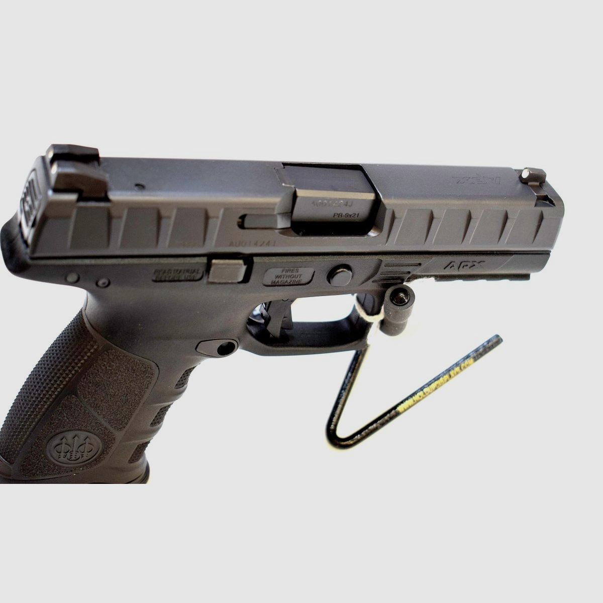 Beretta APX, image 5 of 8