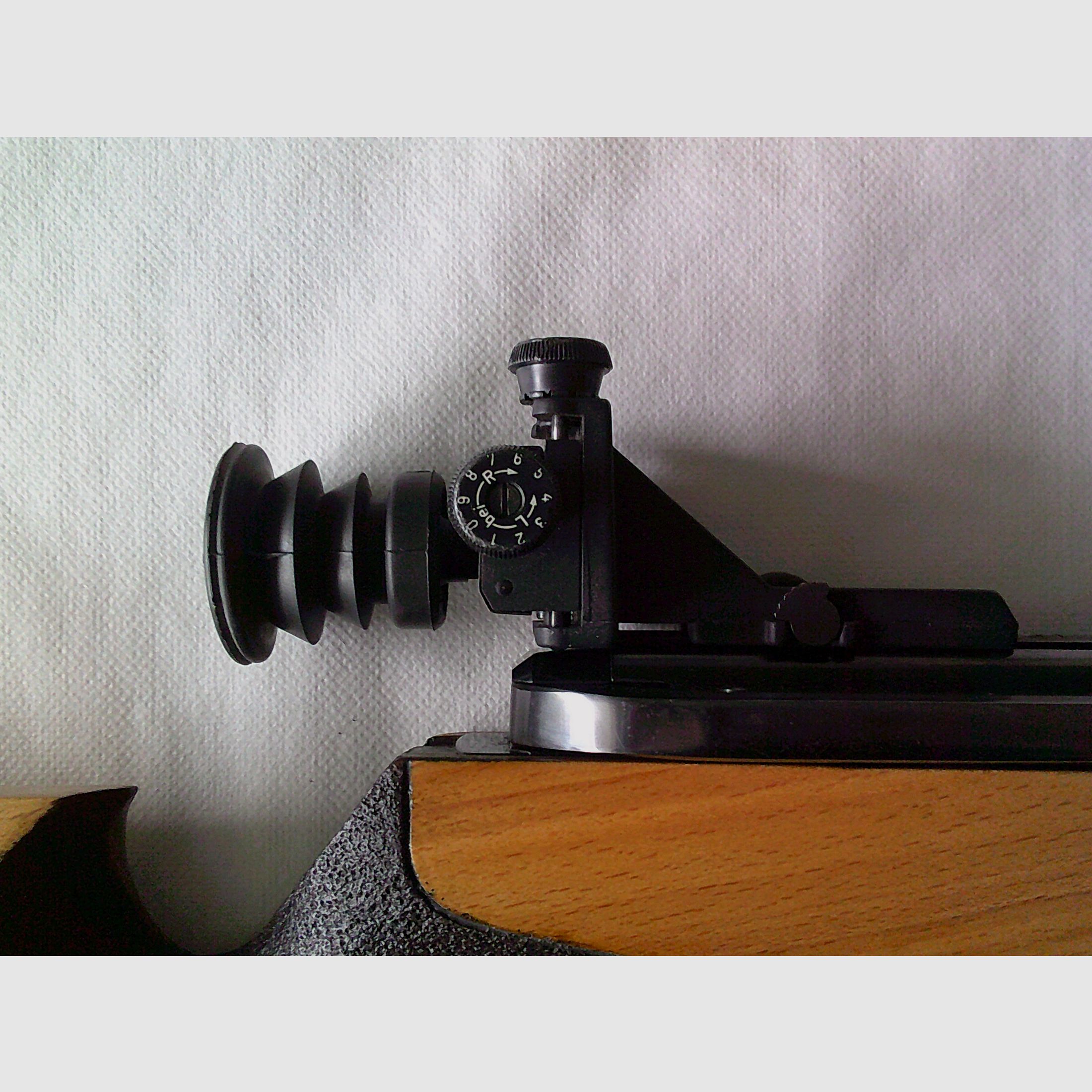 Feinwerkbau 300s Junior TOP Match Luftgewehr mit Auflagekeil und Gewehrkoffer