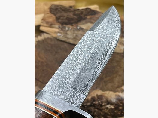 Handgefertigtes Damast-Bowiemesser. Jagdmesser. Überlebensmesser. Outdoormesser.