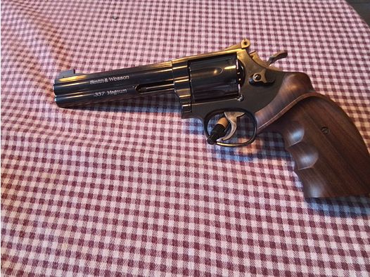 Schmith&Wesson 6Zoll 357 mag.zu verkaufen