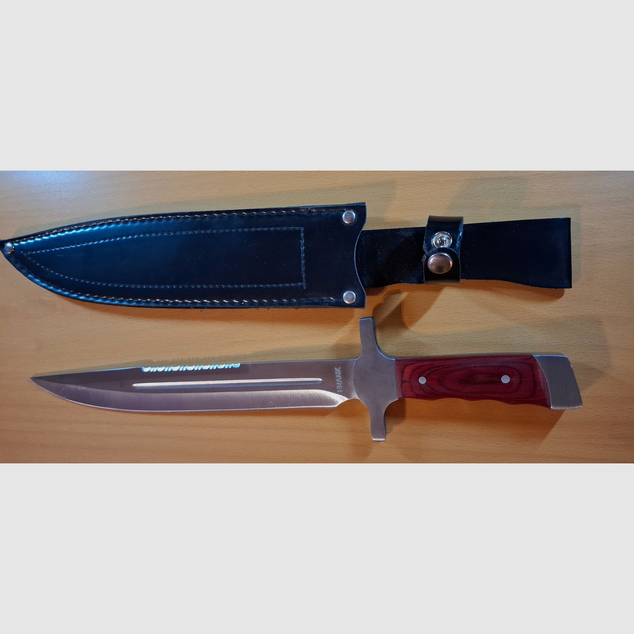 Verkaufe aus Sammlung. Jagdmesser-Hirschfänger? Versandkostenfrei!!