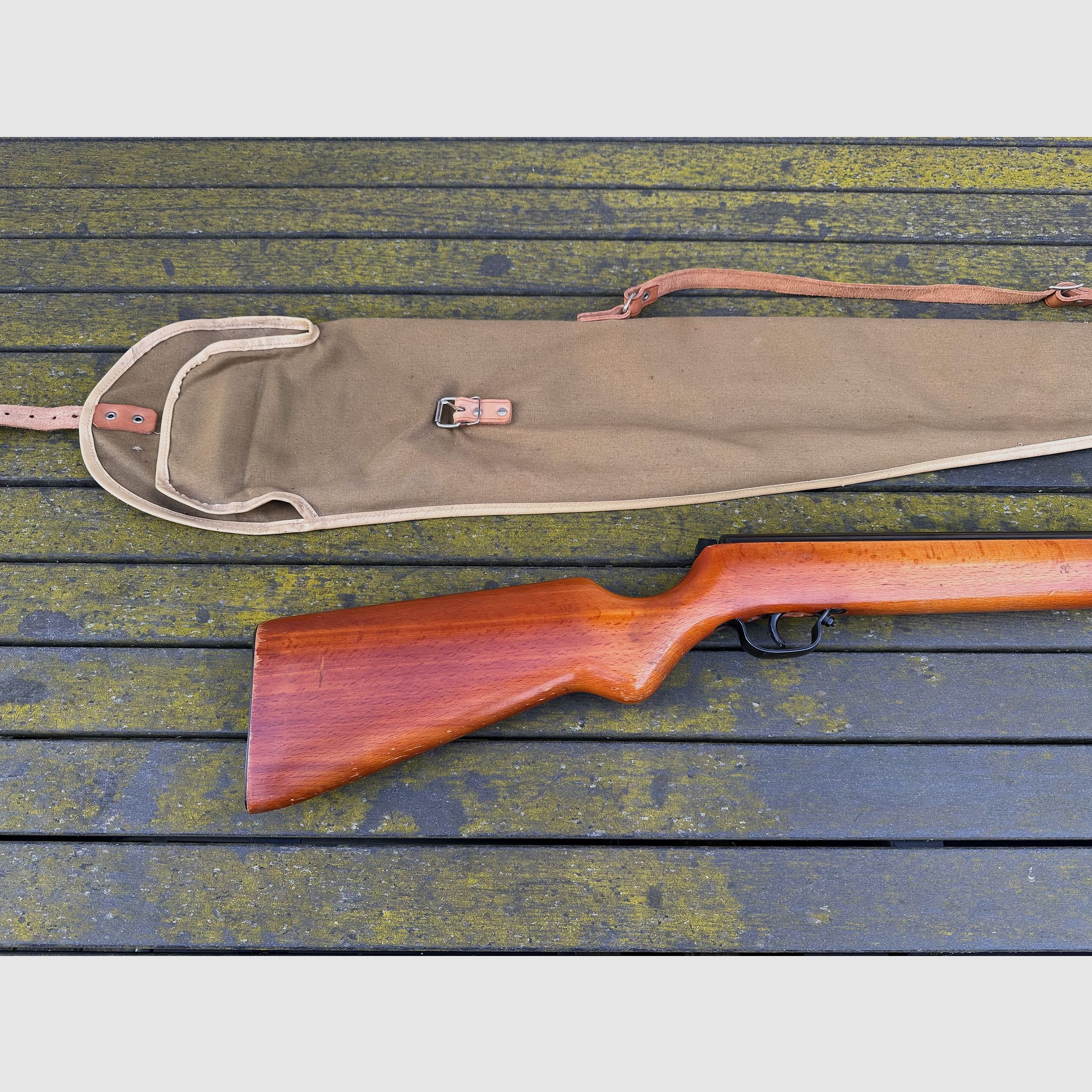 Fucile ad aria compressa DDR Haenel modello 303 con borsa