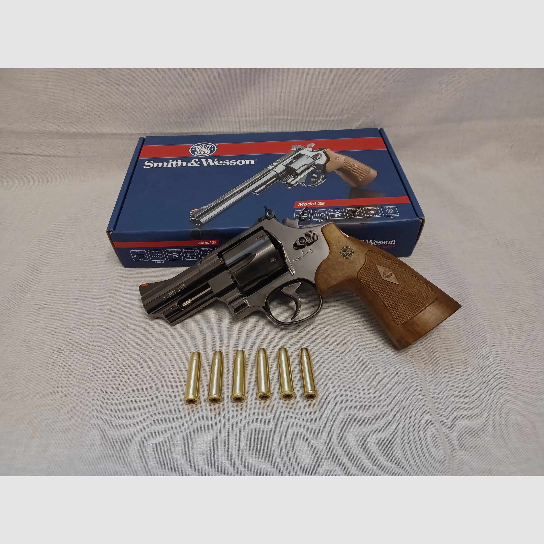 Smith & Wesson M29 - 3" / hoogglans geblauwde / 4,5 mm BB / CO2 / Revolver / OVP (105)