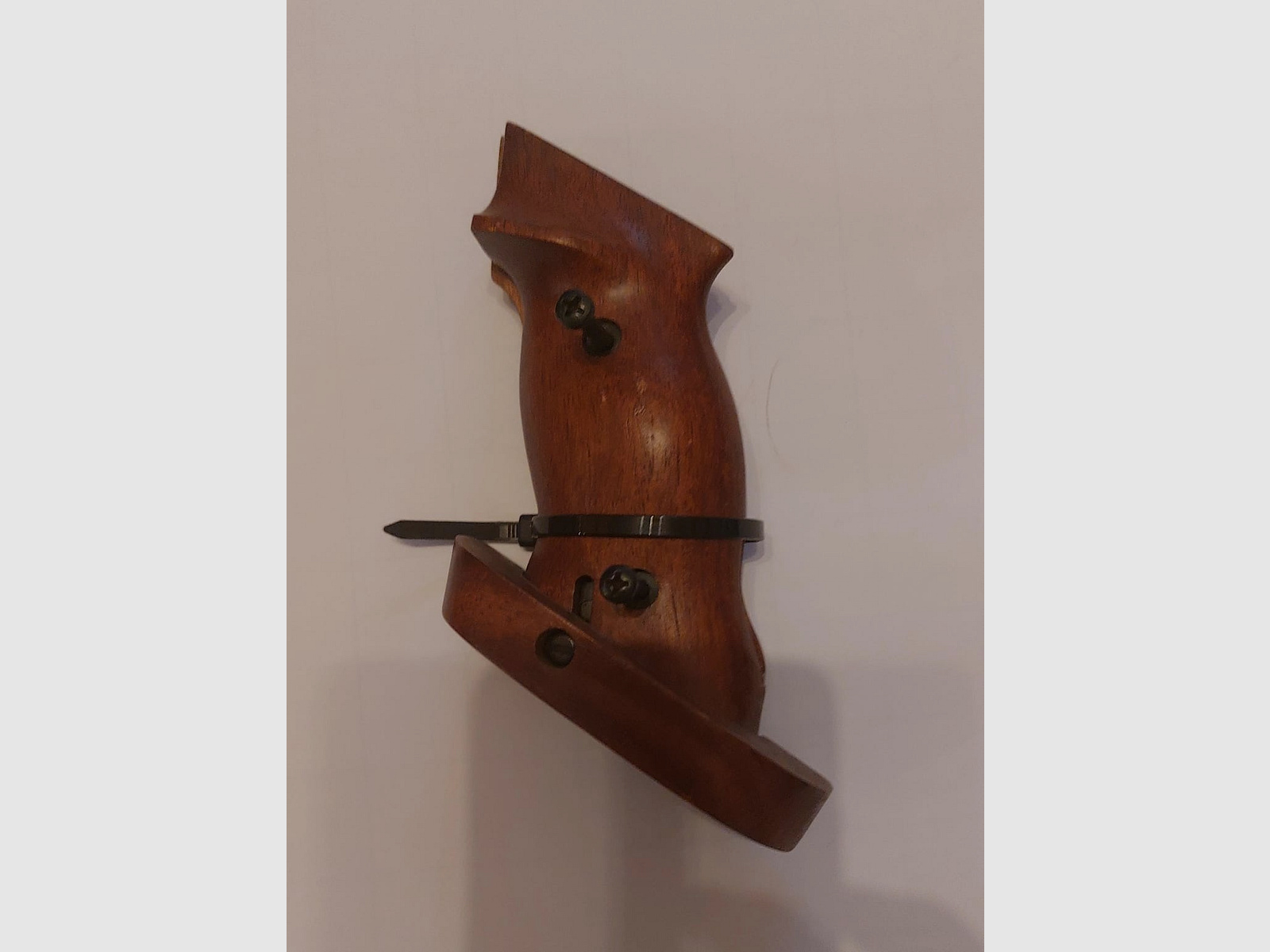 Diana mod 6 empuñaduras