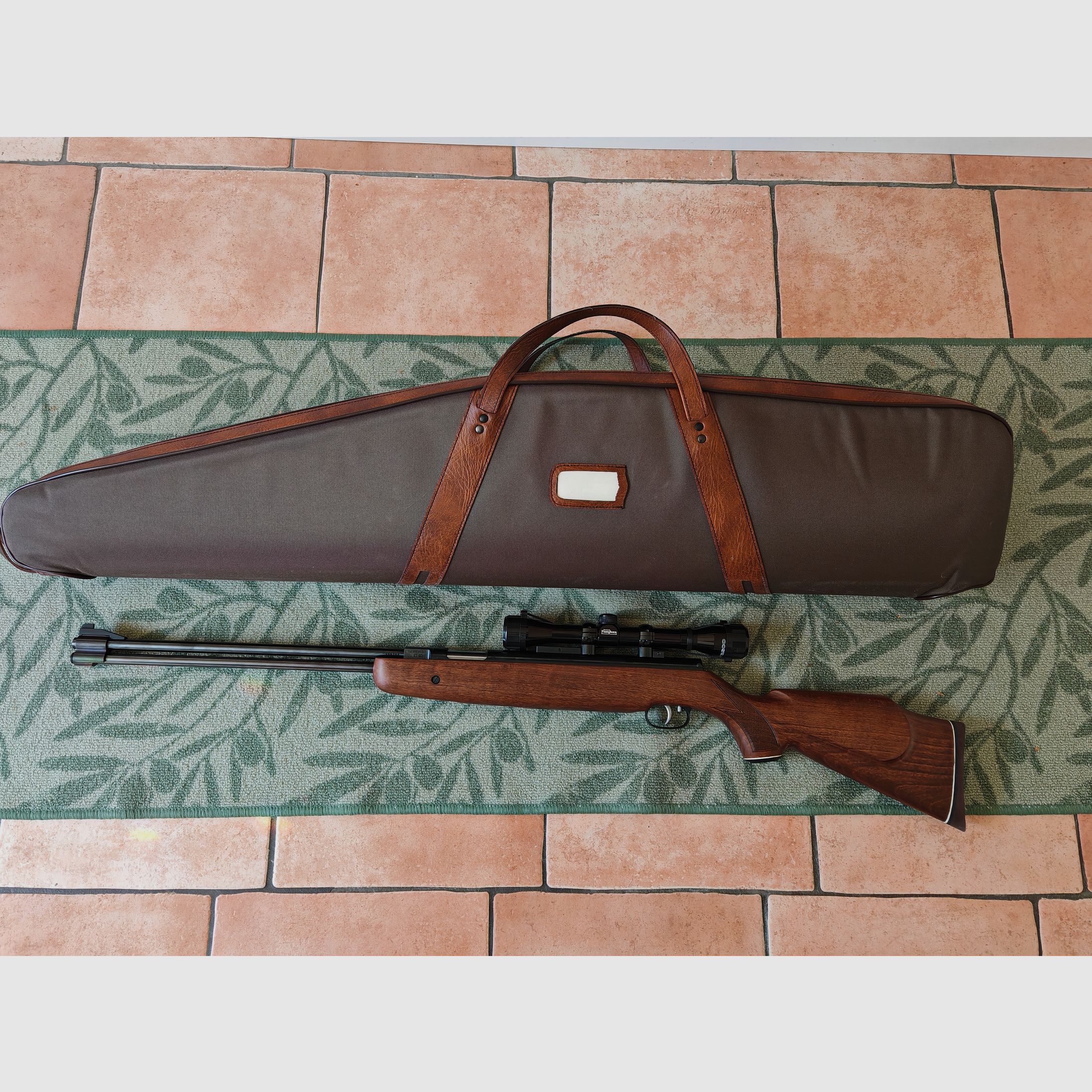 Weihrauch HW 77 4,5mm mit Zielfernrohr Tasco Pronghorn 4x32