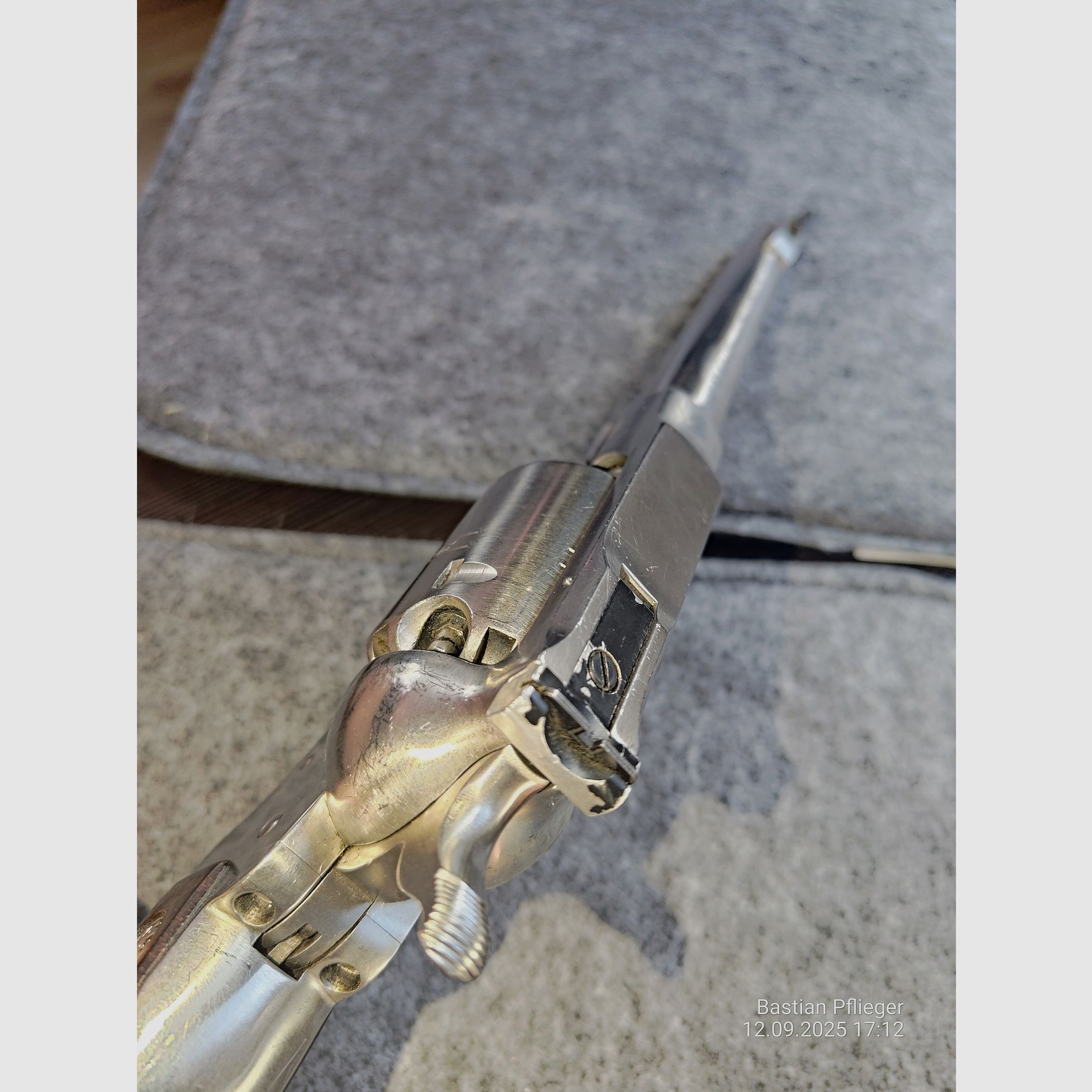 Ruger Old Army .45BP (Rewolwer kapiszonowy / Proch czarny)