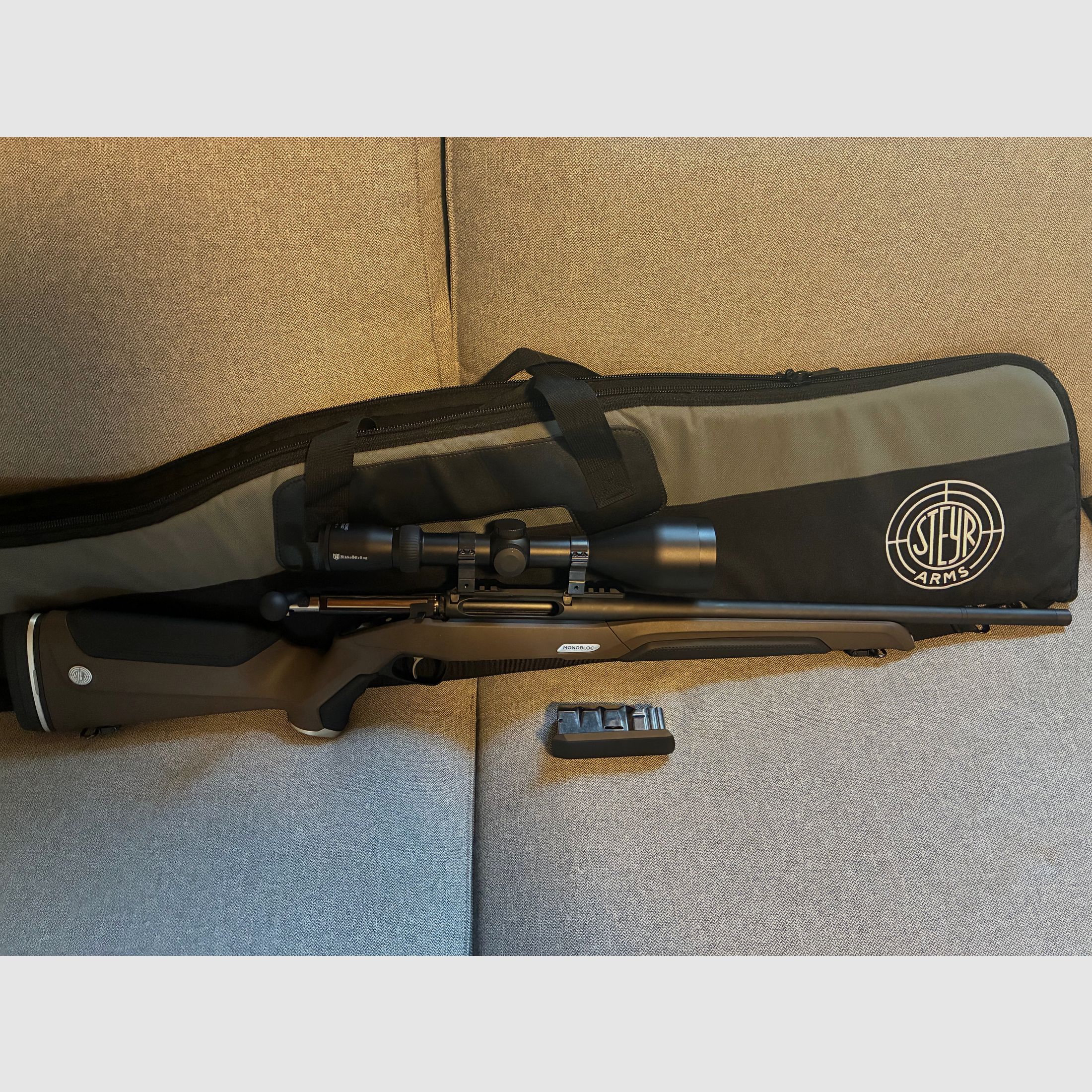 STEYR Monobloc Compact inkl. Montage-Schiene